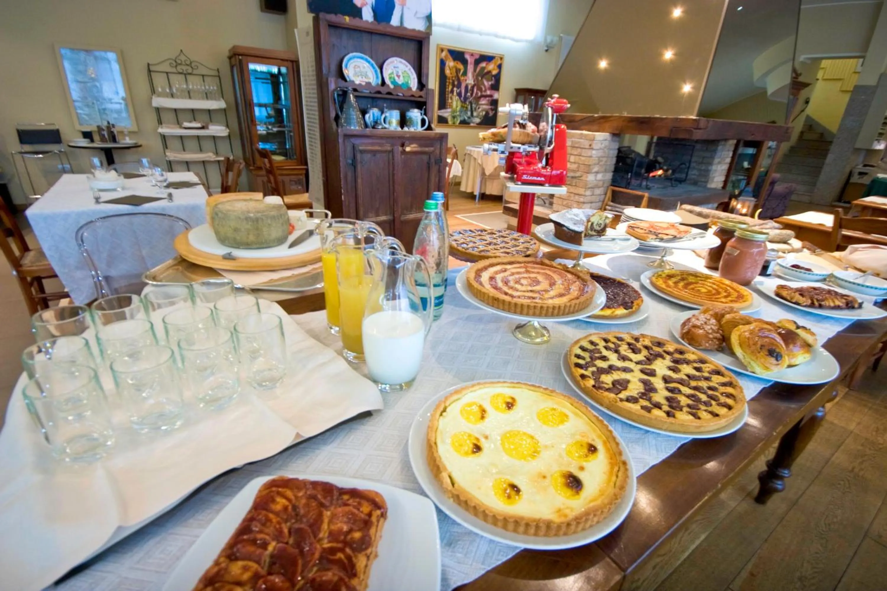 Breakfast in Hotel Giardino