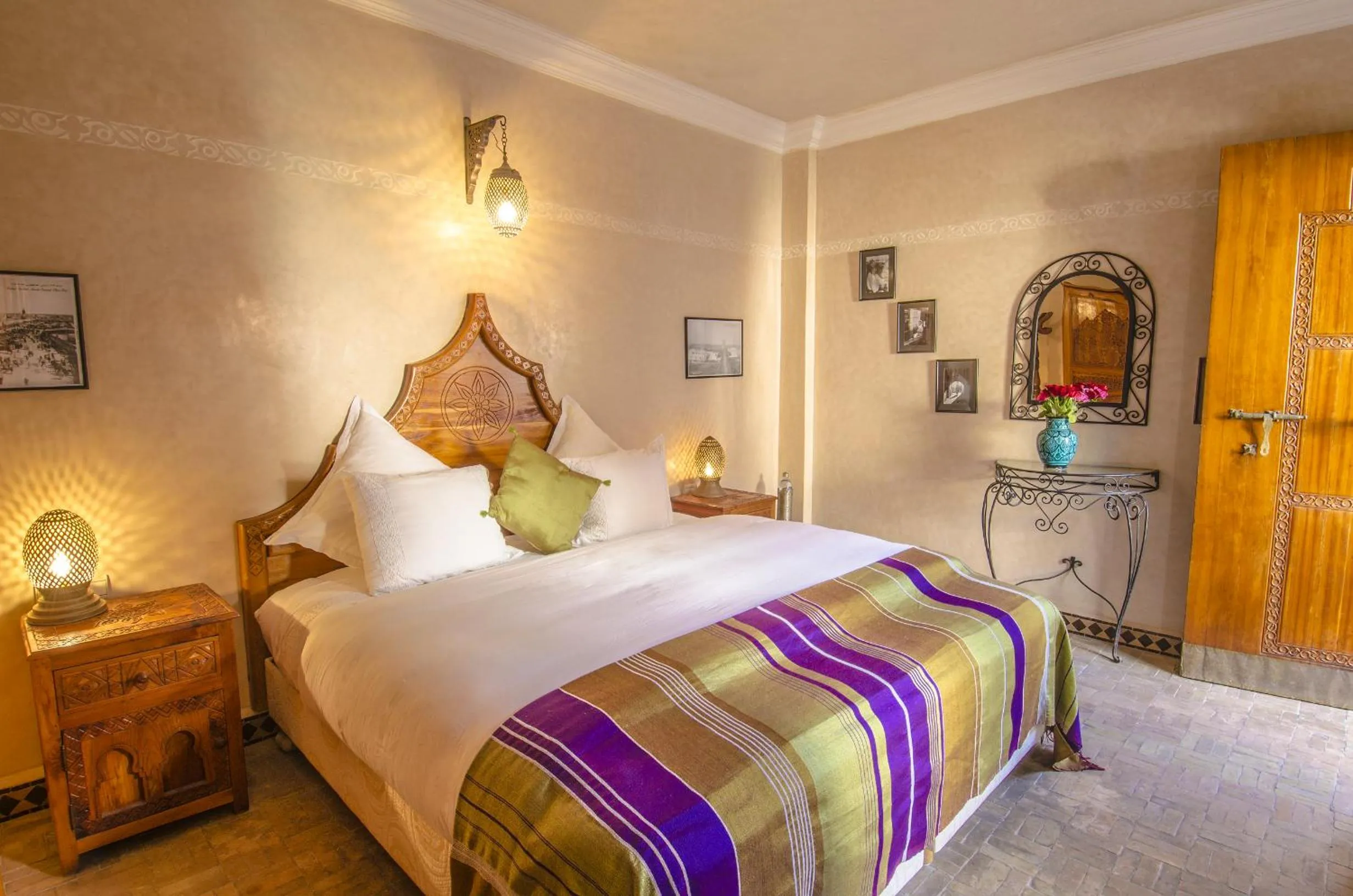 Bed in Riad Sidi Fatah