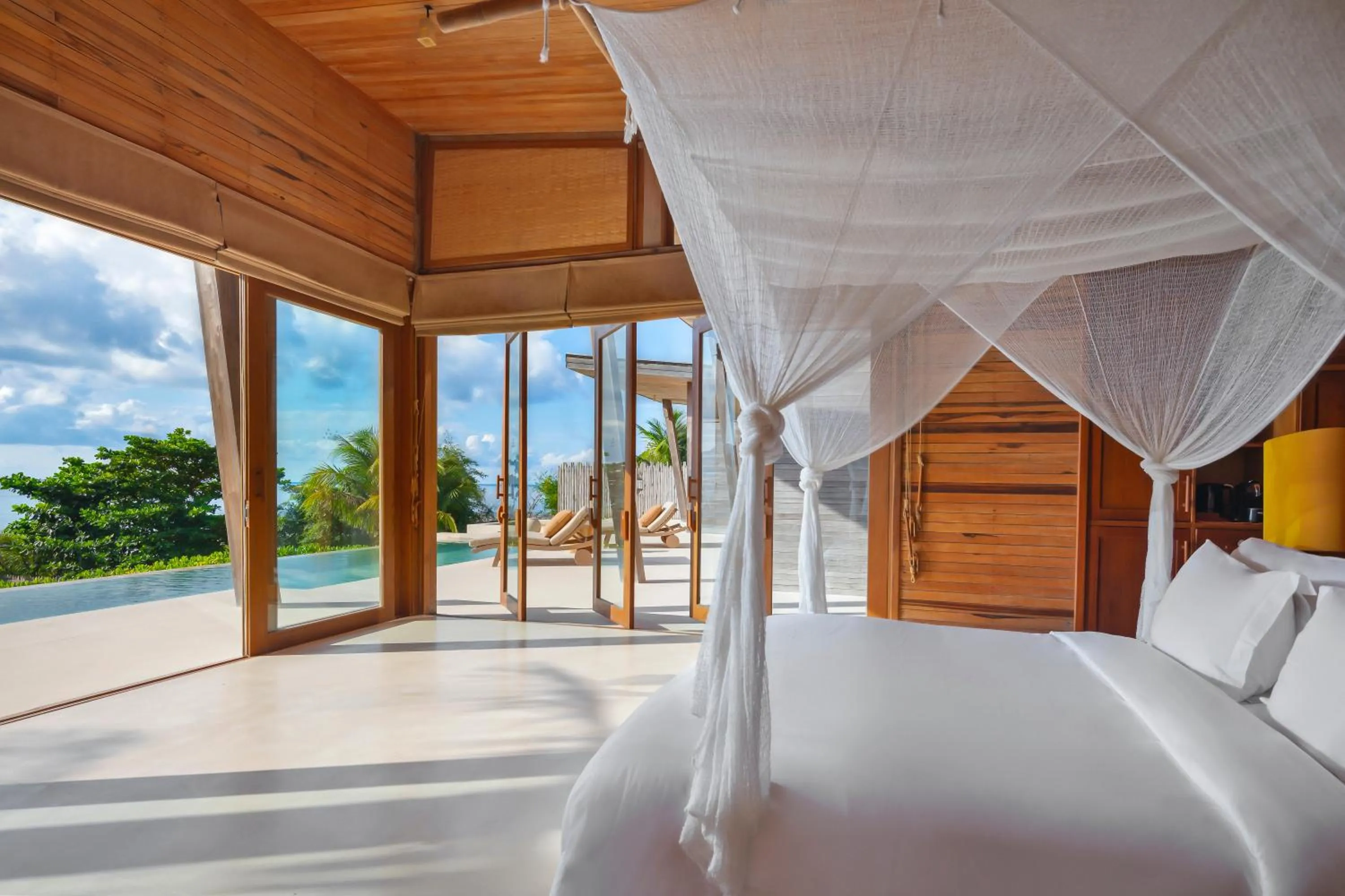 Bed in Six Senses Con Dao - Turtle Island Paradise