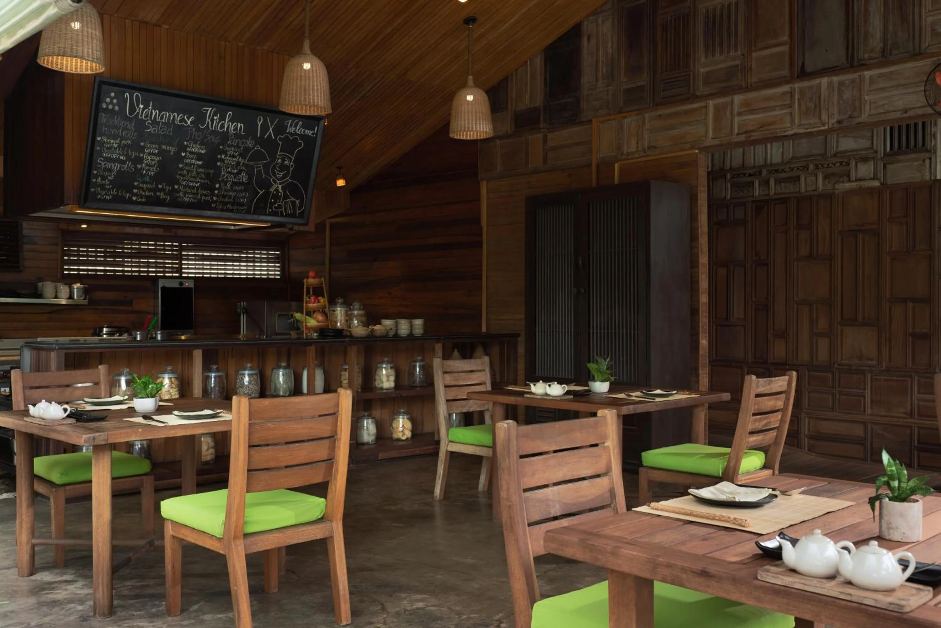 Restaurant/places to eat in Six Senses Con Dao - Turtle Island Paradise