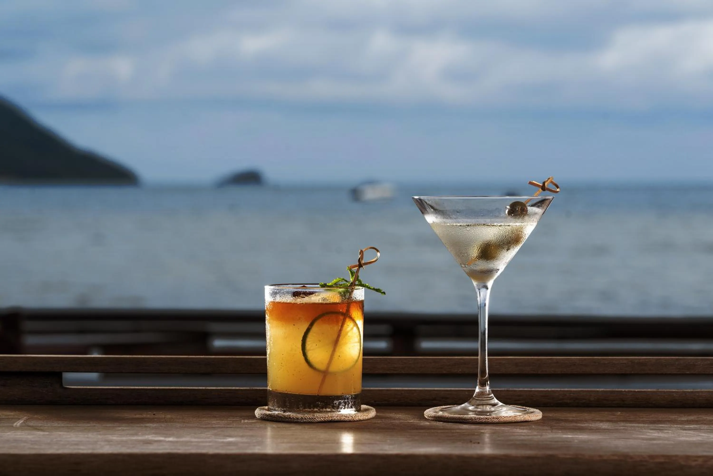 Lounge or bar in Six Senses Con Dao - Turtle Island Paradise