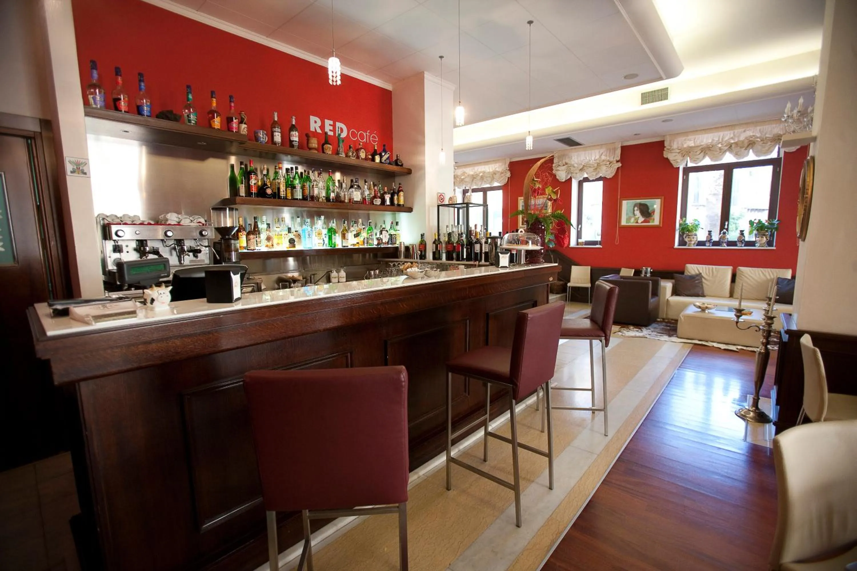 Lounge or bar in La Chicca Palace Hotel