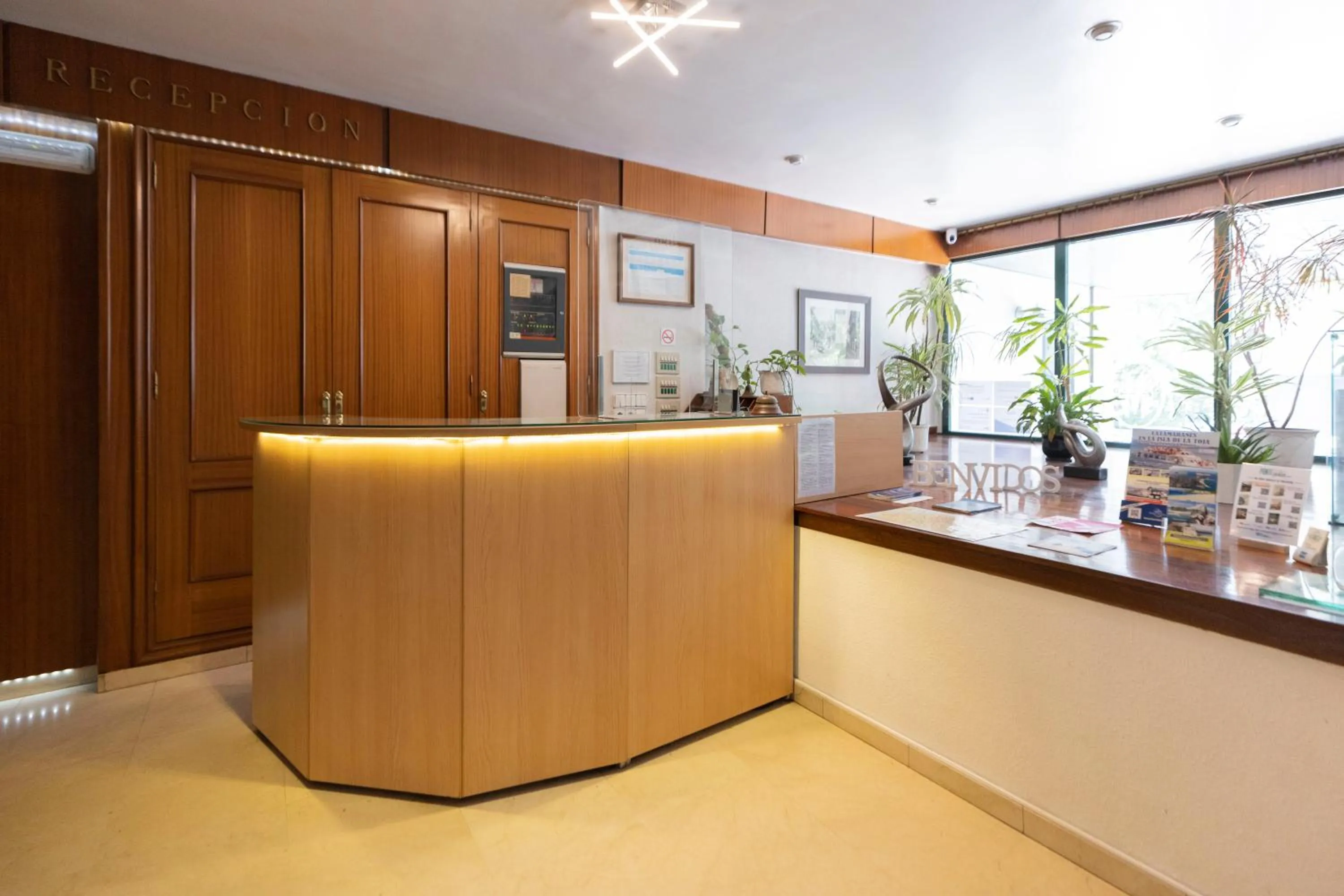 Lobby or reception in Hotel Madrid