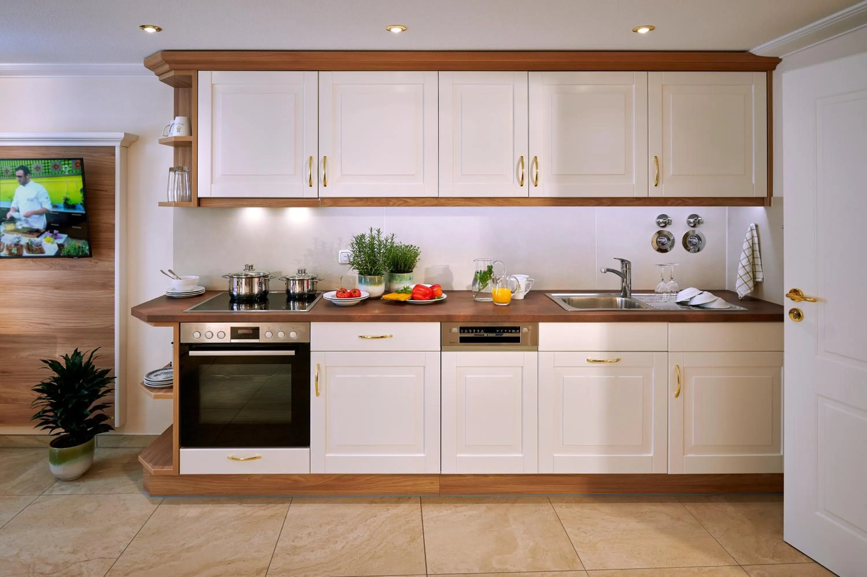 Kitchen or kitchenette in Ferienwohnungen im Bonnschloessl