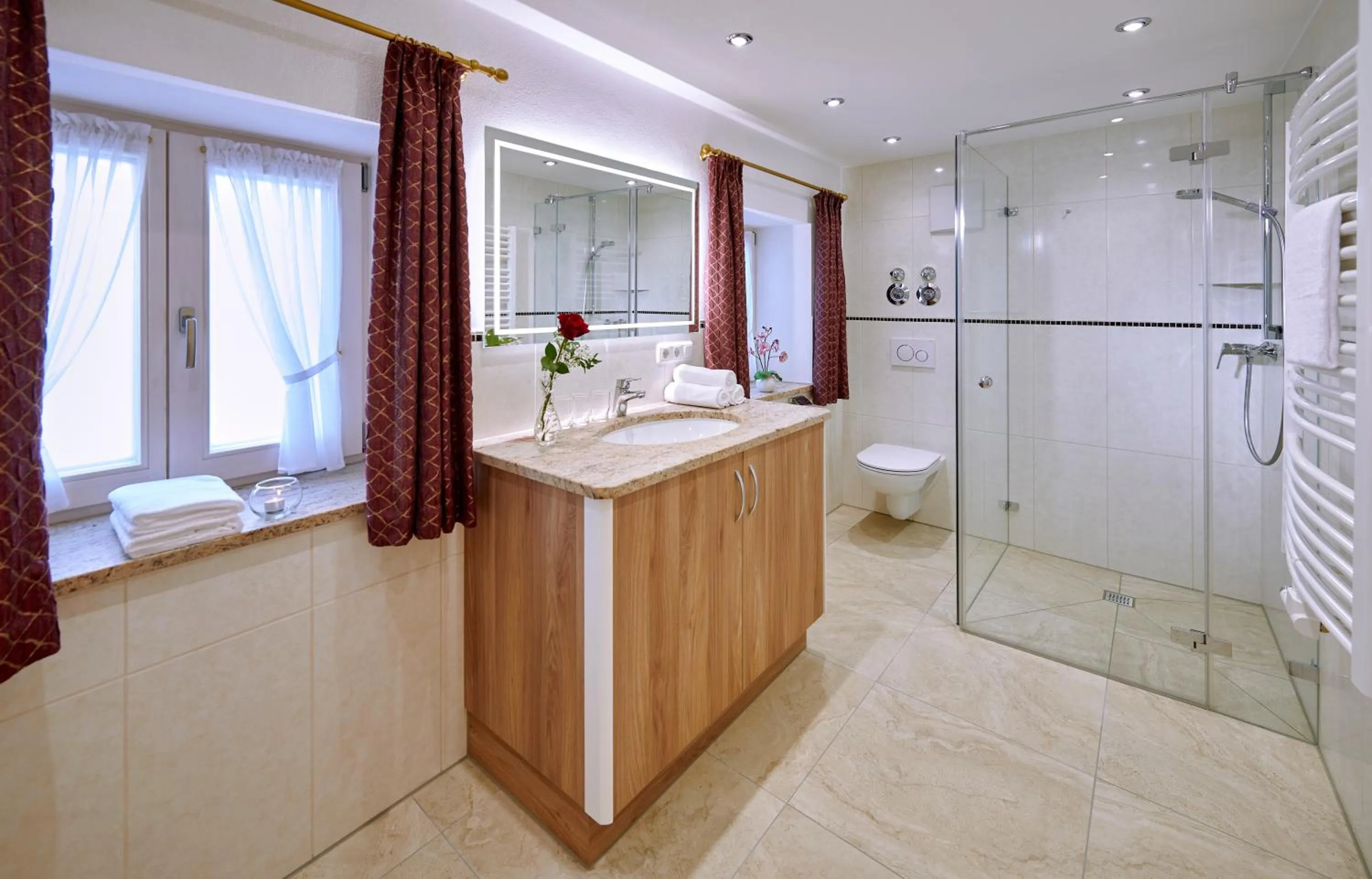 Bathroom in Ferienwohnungen im Bonnschloessl