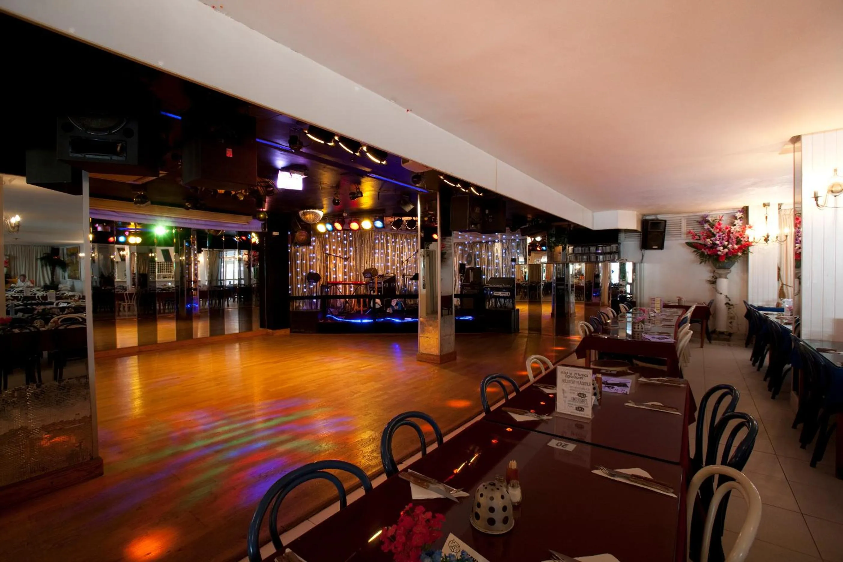 Restaurant/places to eat in Playa Del Sol - Adults Only