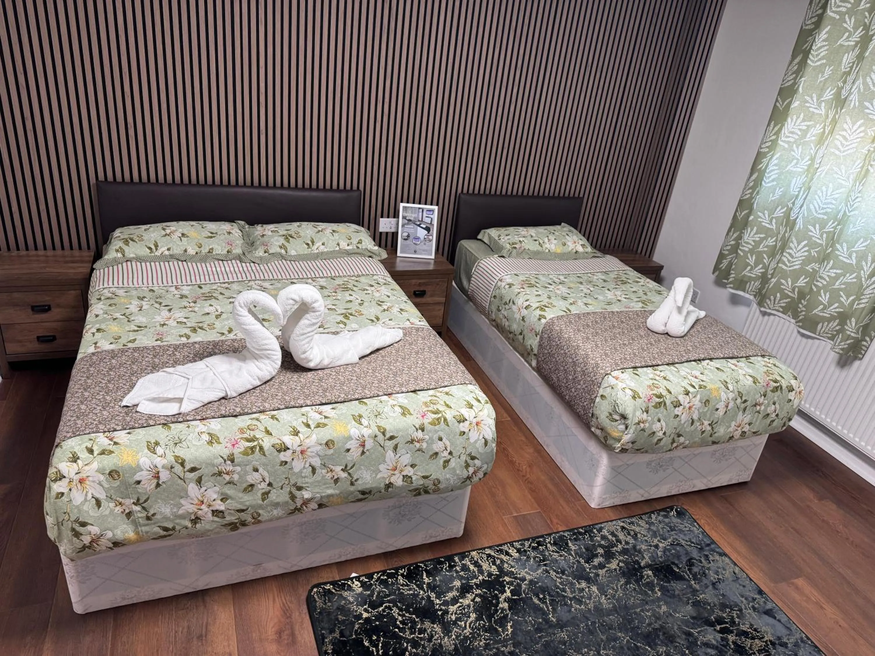 Bed in The Commongate Hotels