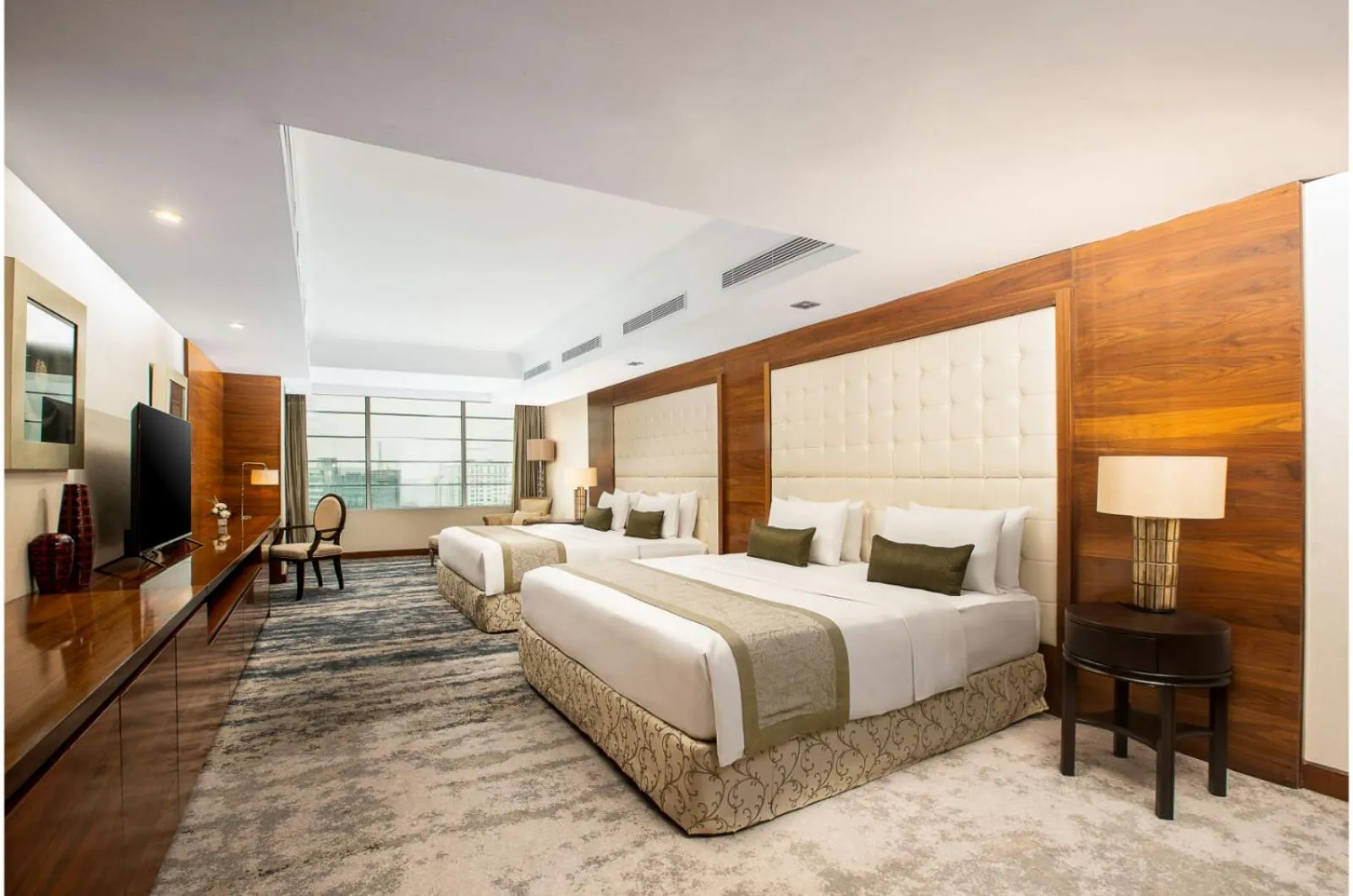 TV and multimedia, Bed in Aryaduta Medan