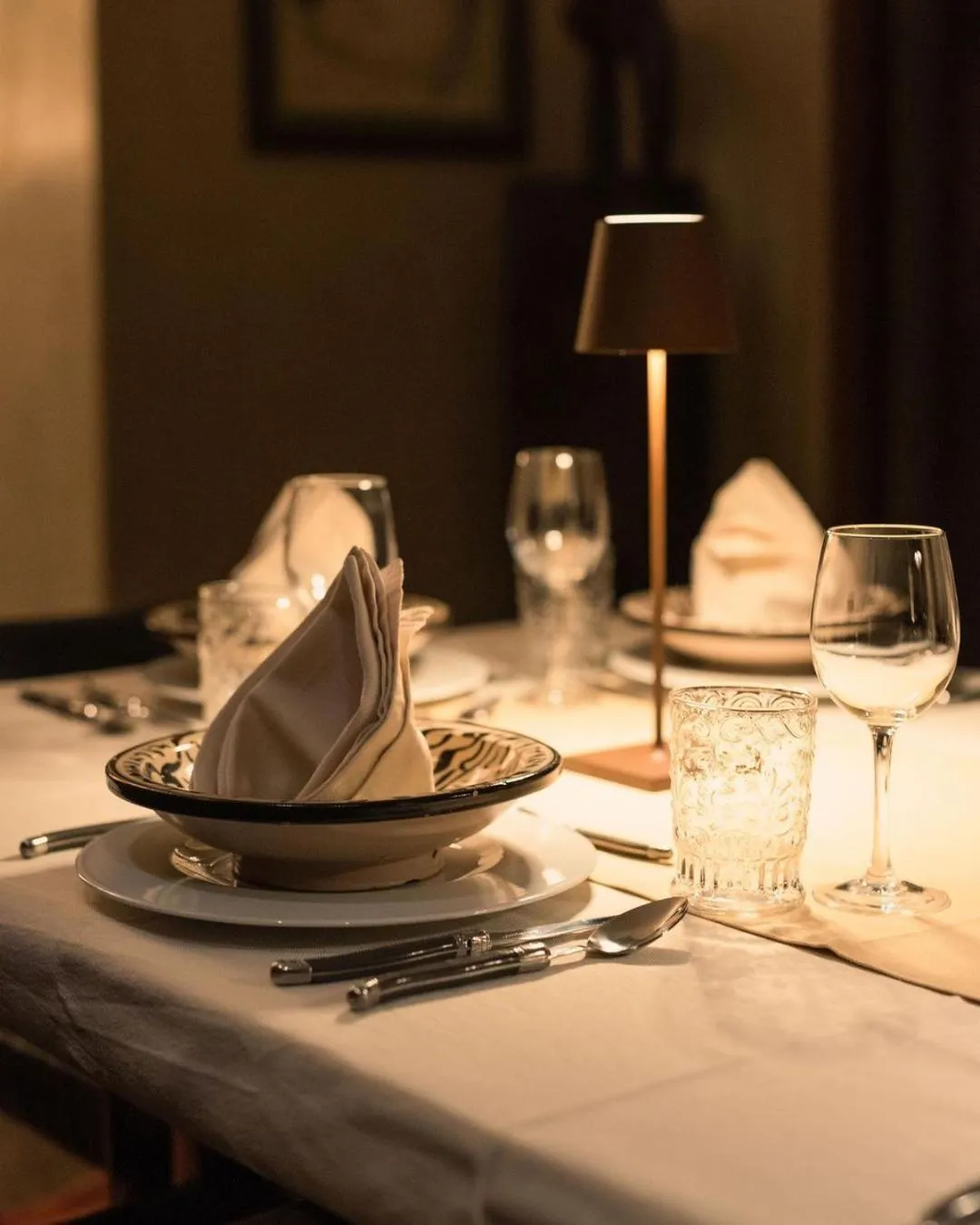 Restaurant/places to eat in Jnane Allia