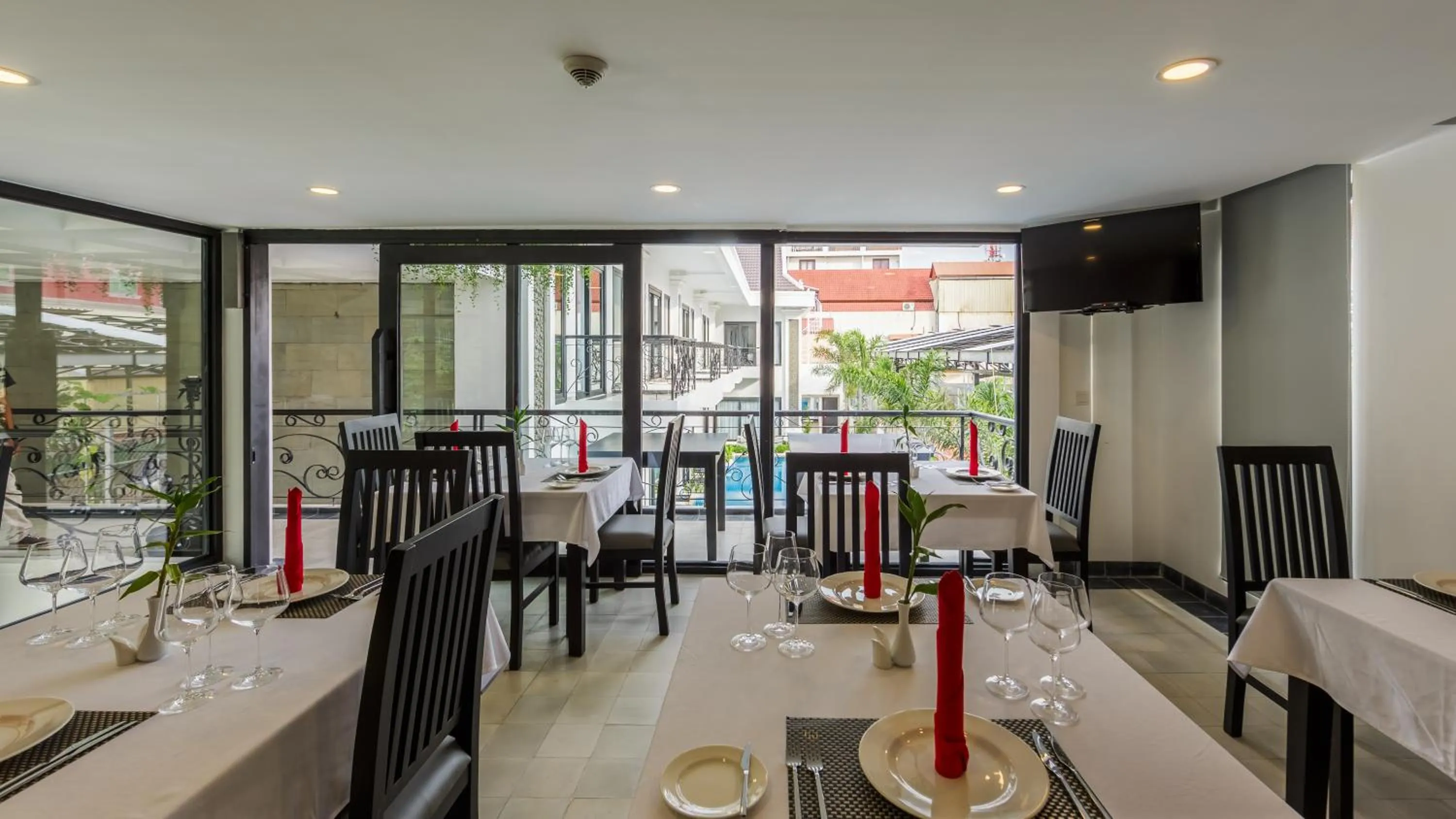 Restaurant/places to eat in Aroma Angkor Boutique Hotel