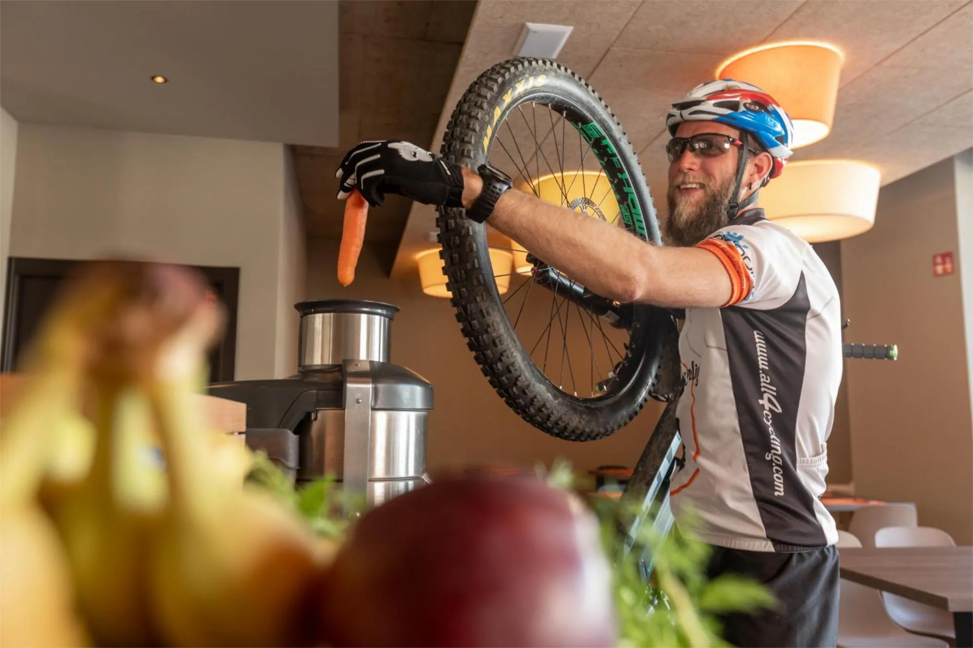 Staff in Montivas Lodge