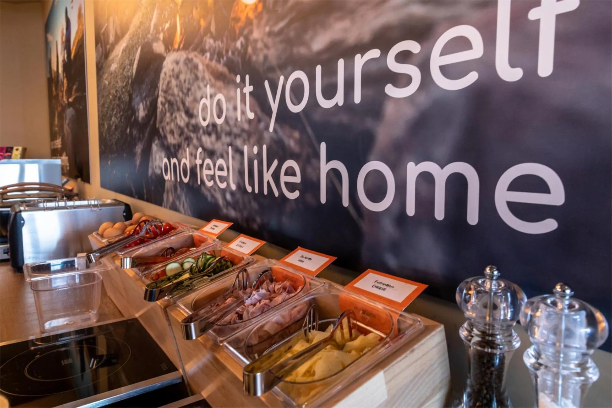 Restaurant/places to eat in Montivas Lodge