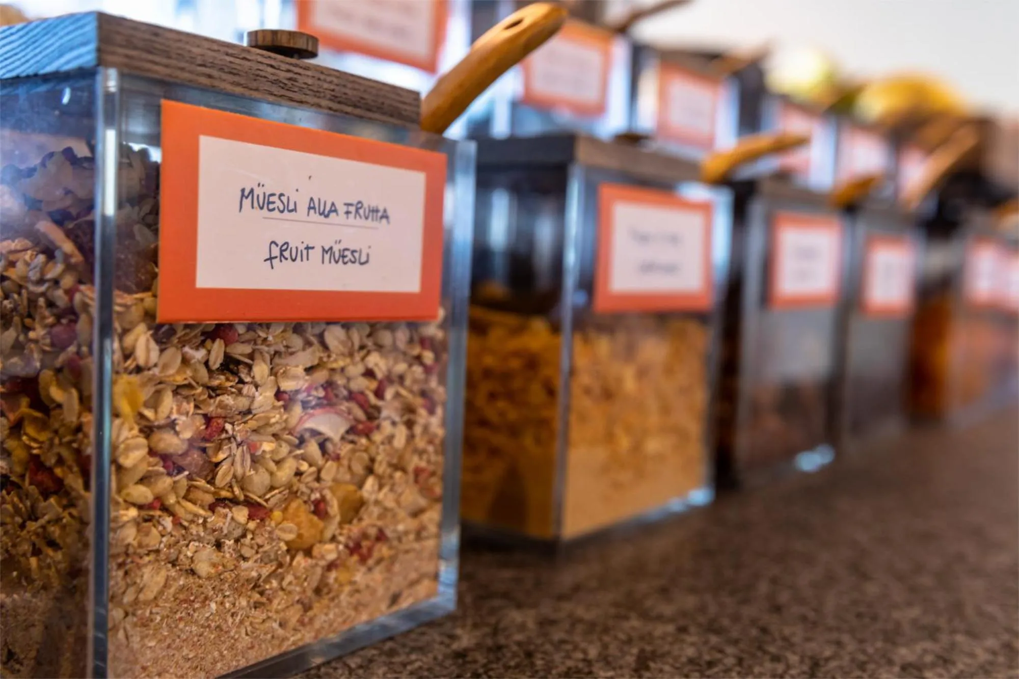 Restaurant/places to eat in Montivas Lodge