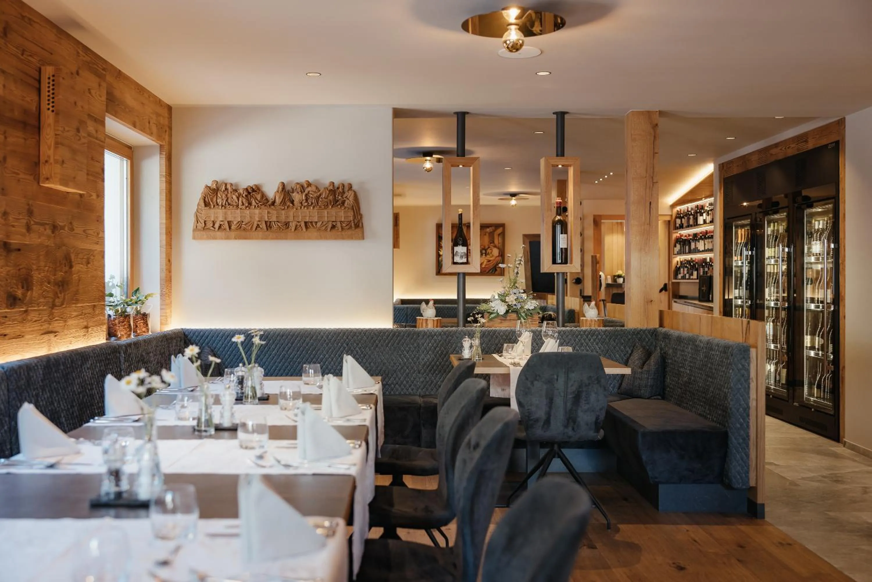 Restaurant/places to eat in Hotel Digon