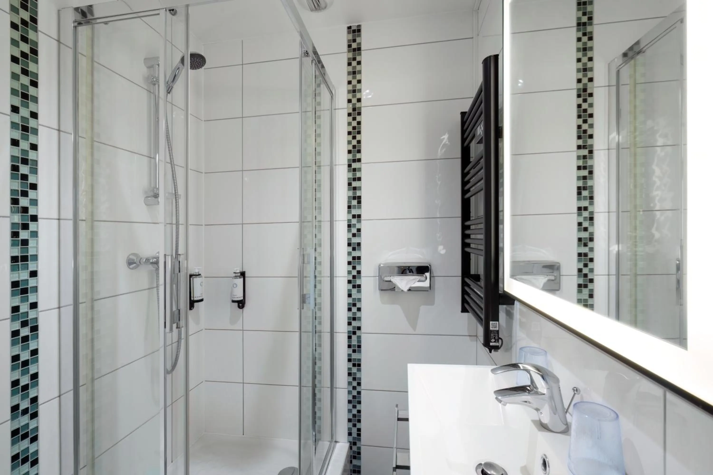 Bathroom in Best Western Plus Hôtel Belfort Centre Gare