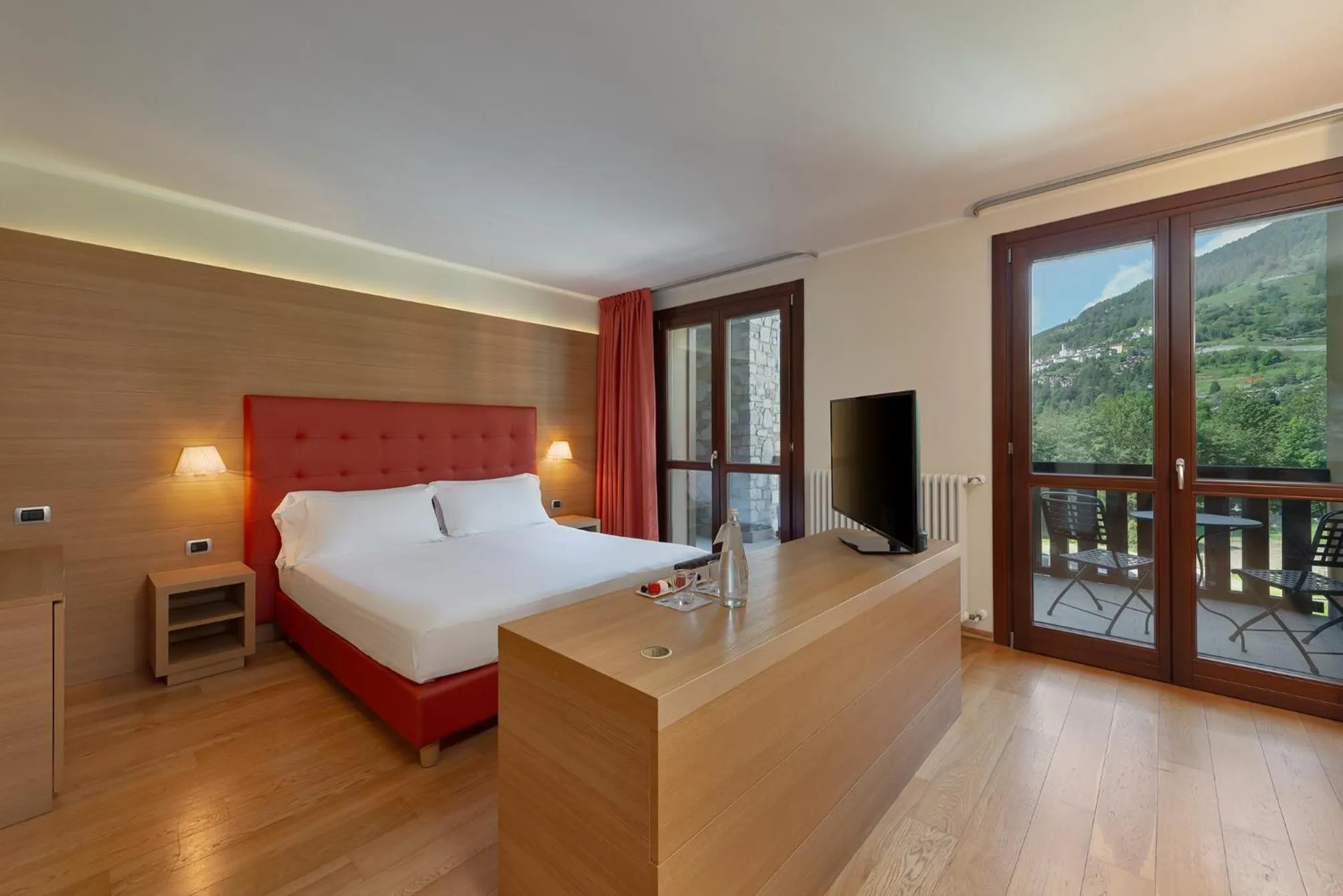 Bedroom, Bed in Blu Hotel Acquaseria