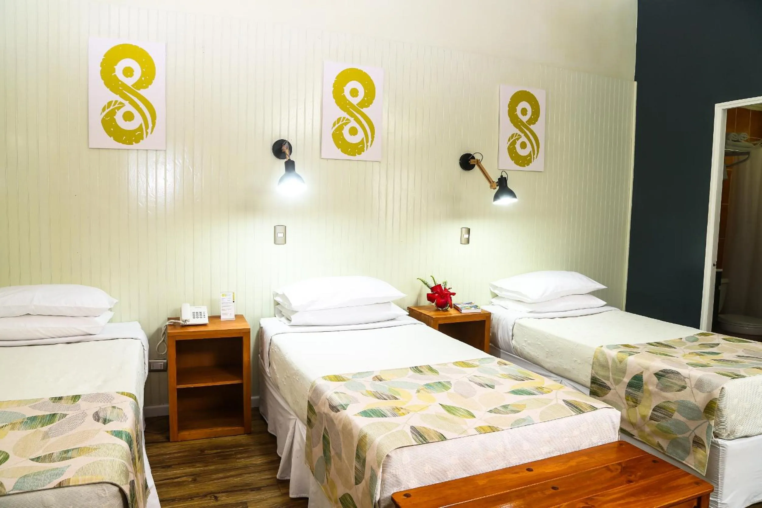 Photo of the whole room, Bed in Easter Island Ecolodge