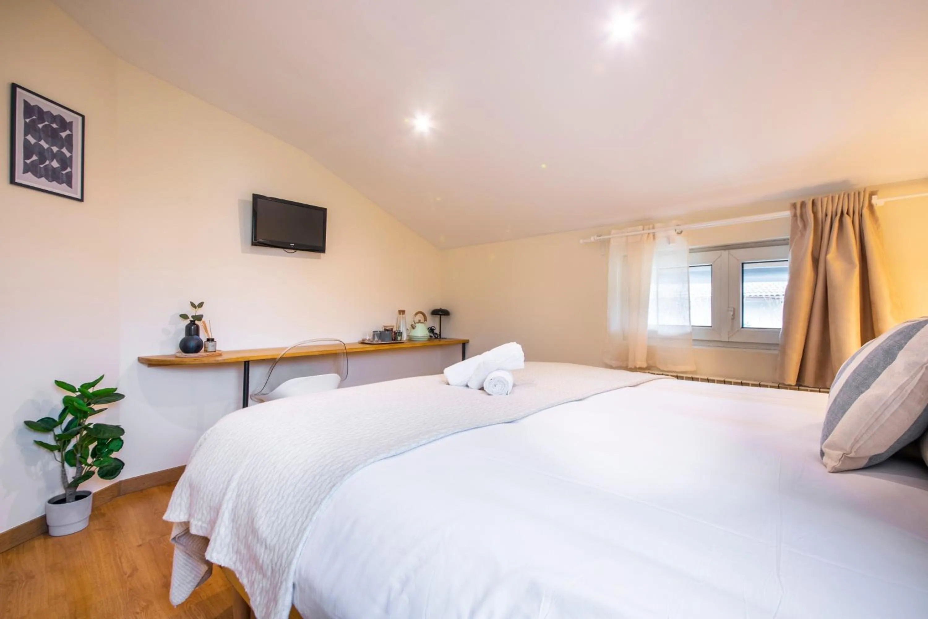 Bed in Hotel Donosti