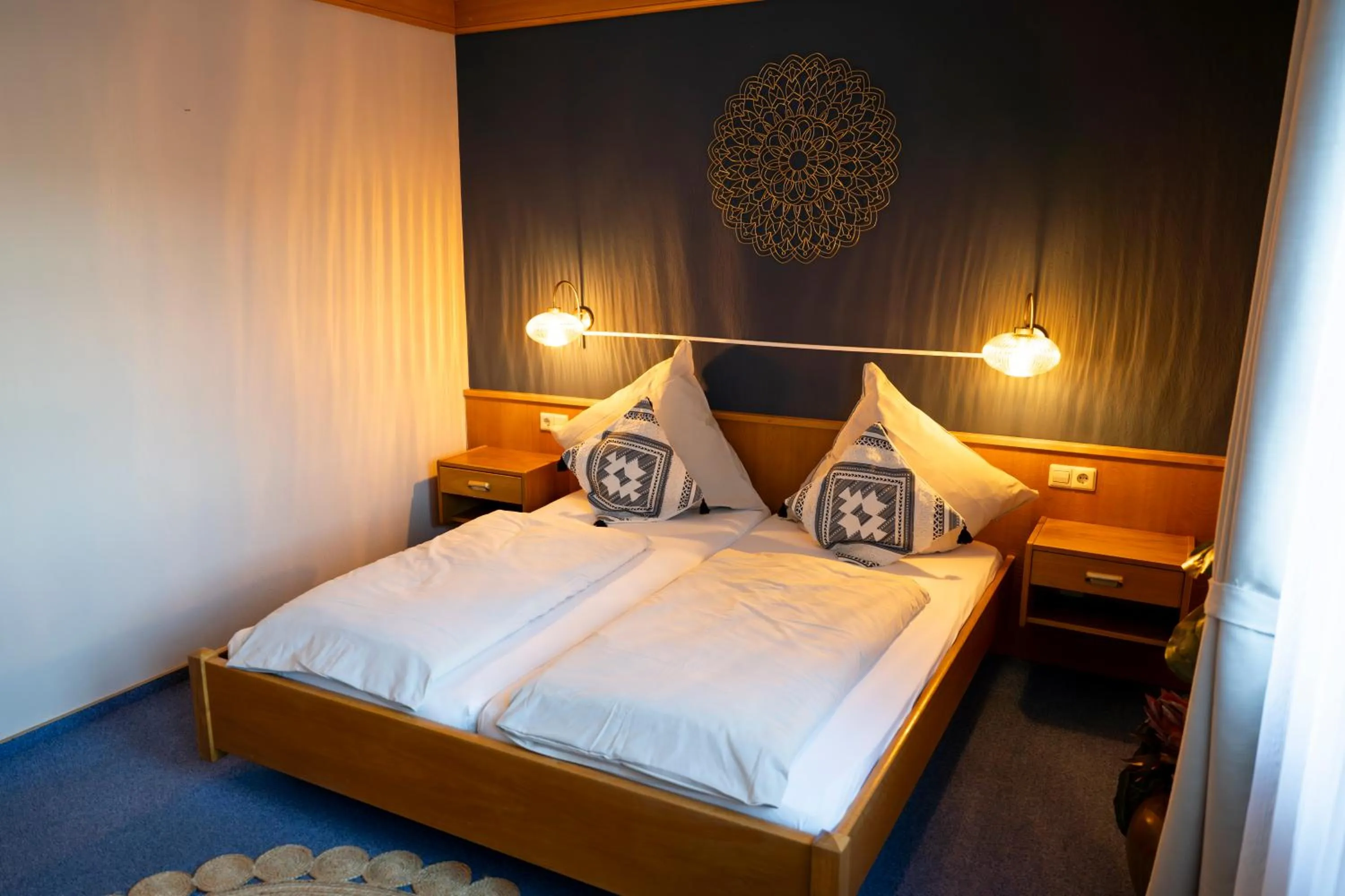 Bed in Hotel Gülser Weinstube