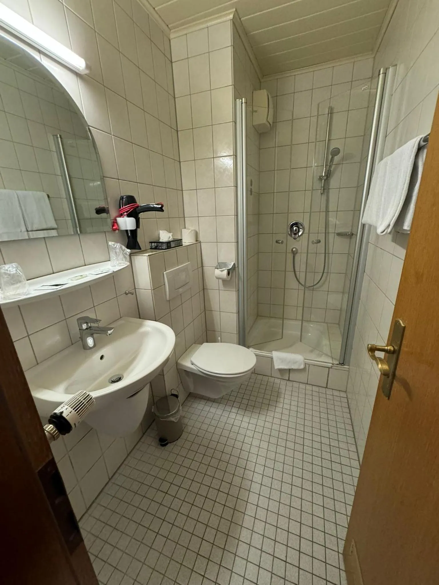 Bathroom in Hotel Gülser Weinstube