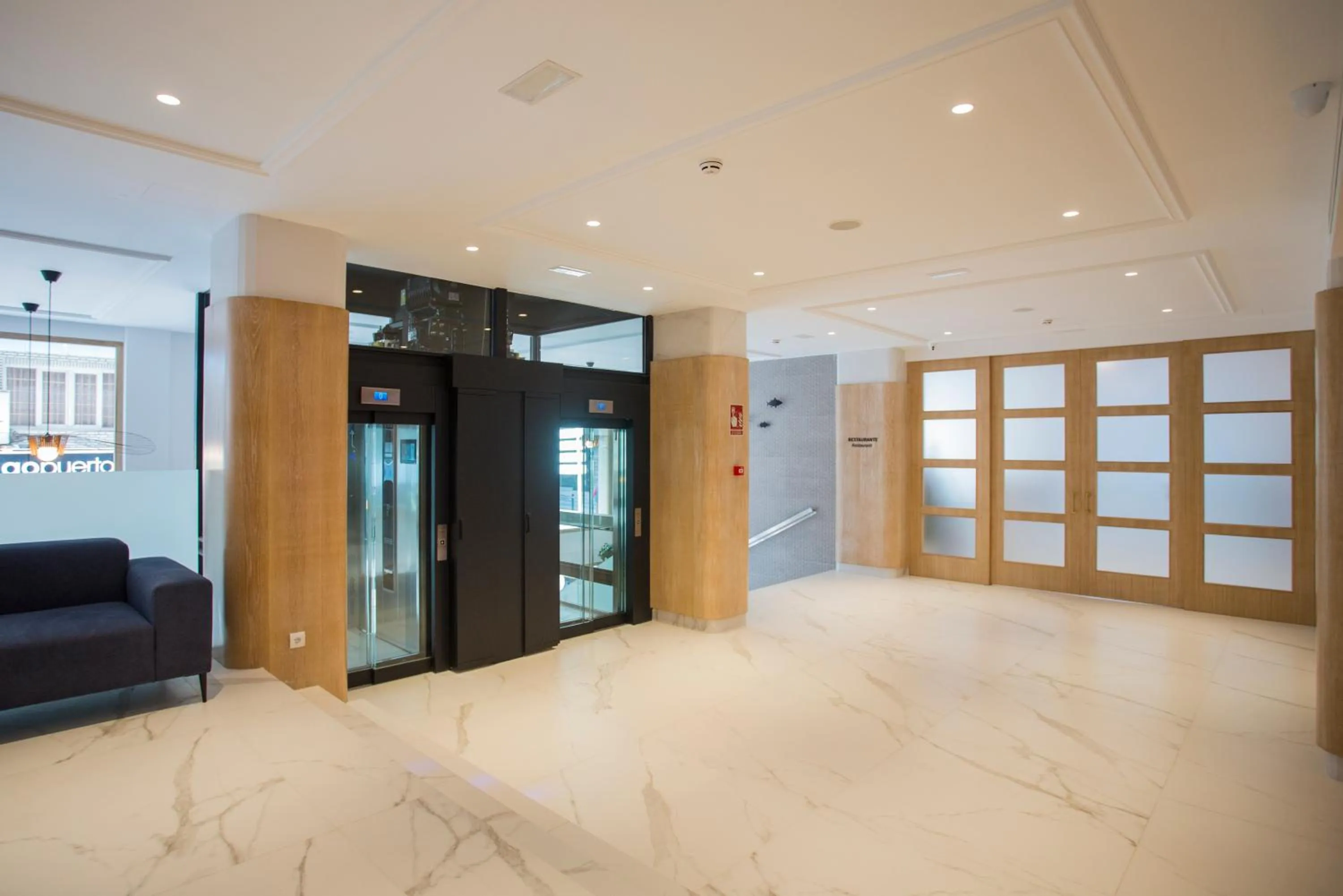 Lobby or reception in Hotel Voramar