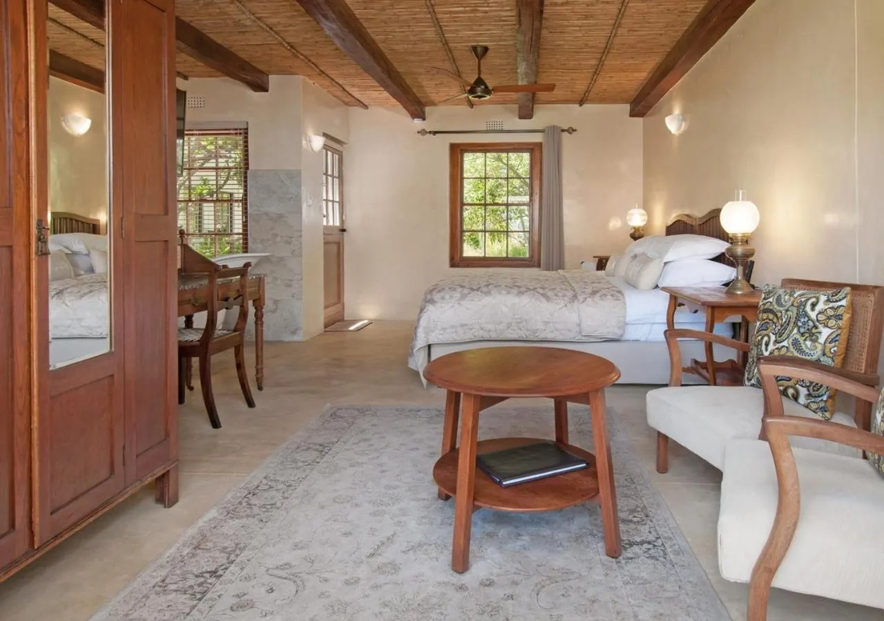 Photo of the whole room, Bed in Hotel Roosje van de Kaap