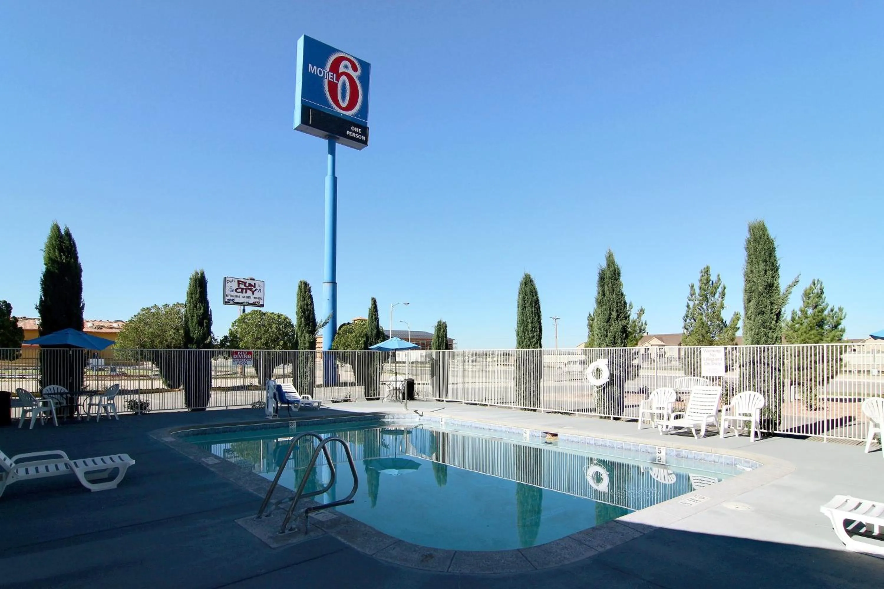 Swimming pool in Motel 6-Carlsbad, NM