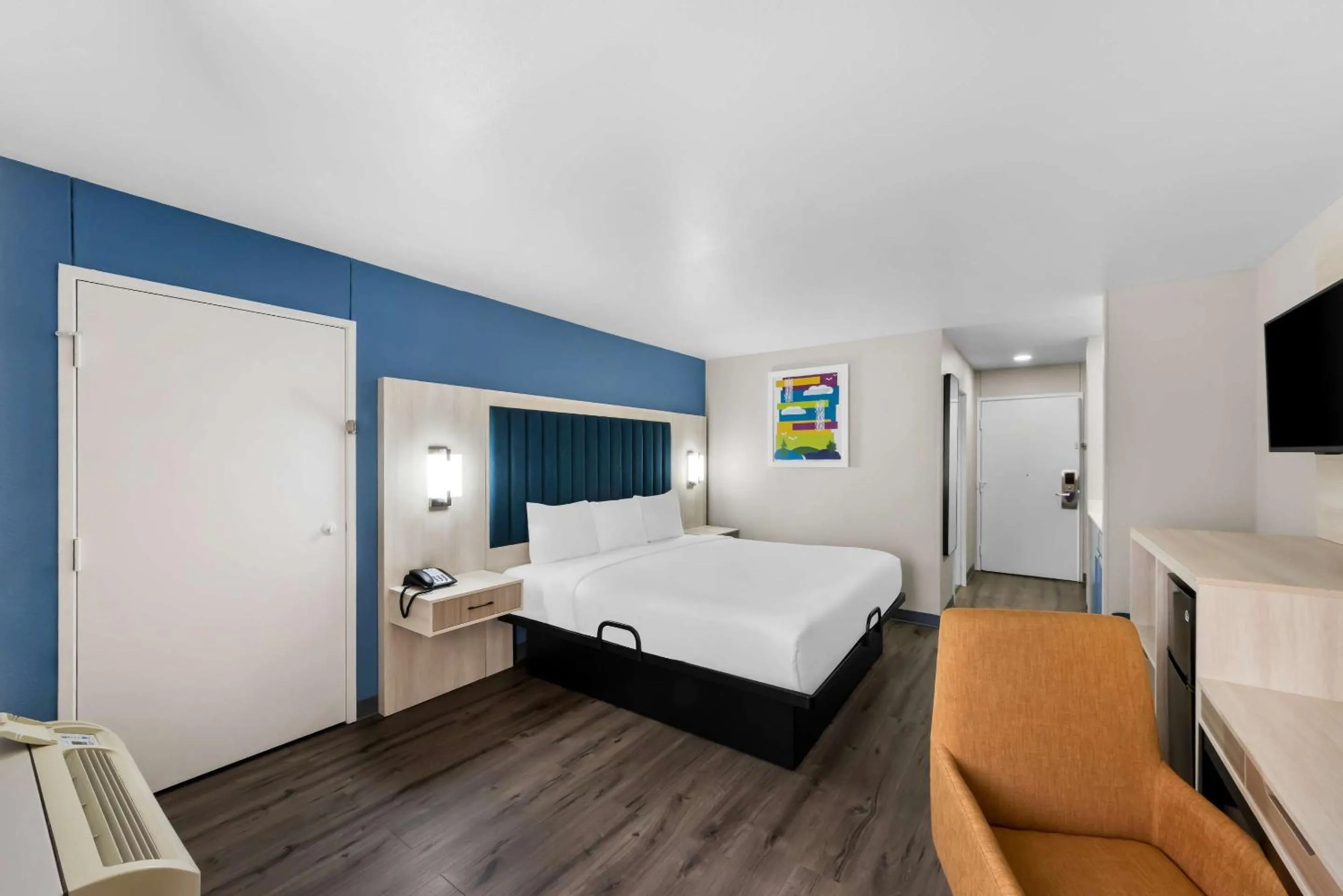 Bedroom, Bed in Motel 6-San Antonio, TX - Medical Center South