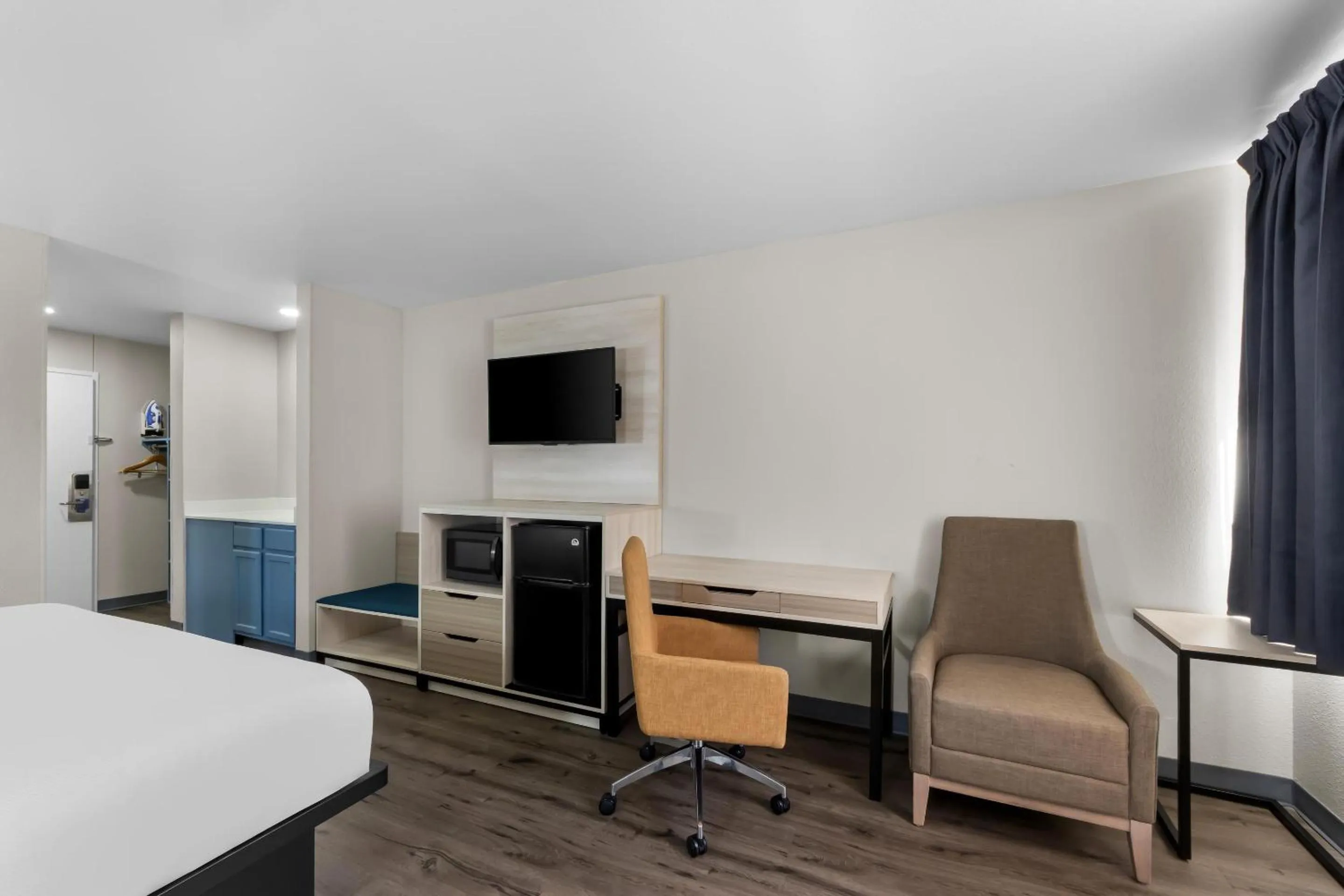 Bedroom in Park Inn by Radisson