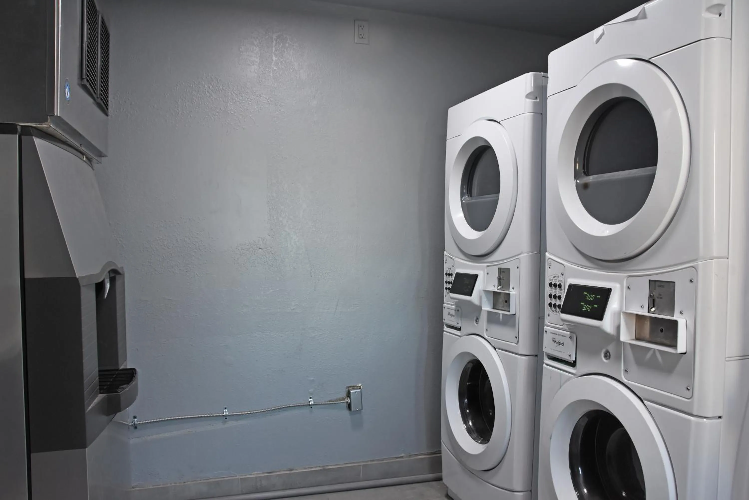 laundry in Days Inn by Wyndham Lebanon