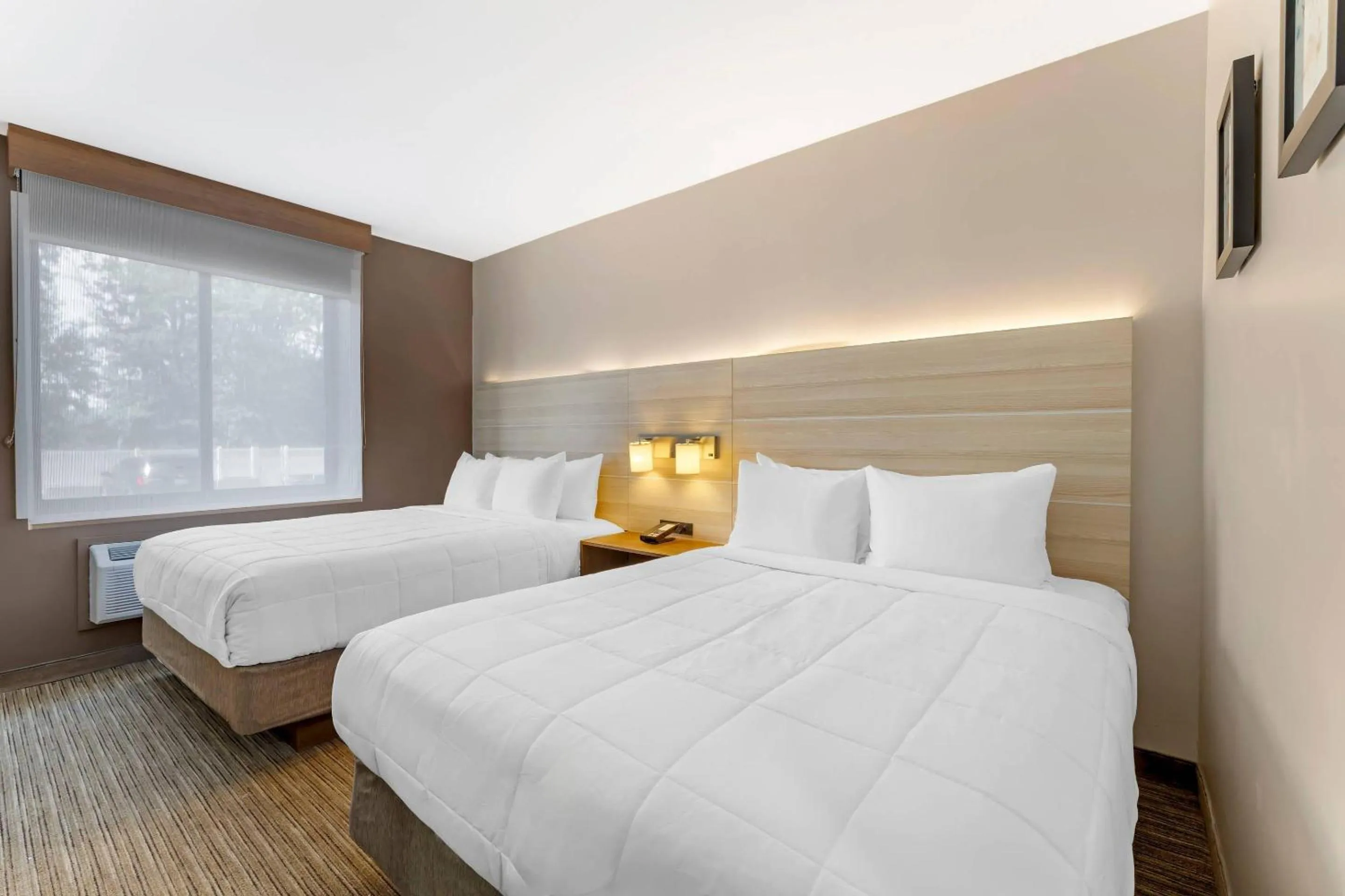 Bedroom, Bed in Country Inn & Suites by Radisson, Staten Island