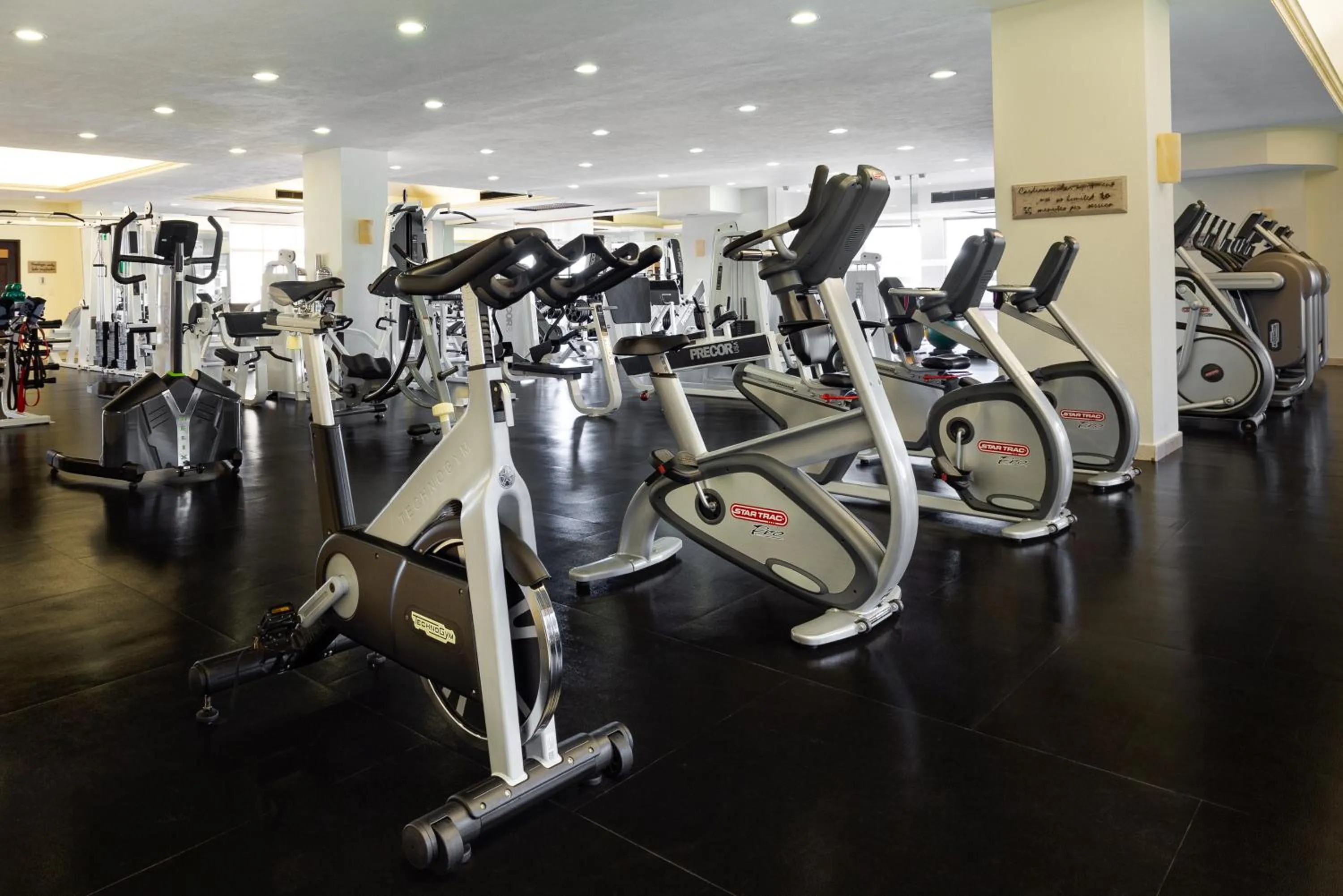 Fitness centre/facilities in Villa del Arco Beach Resort & Spa