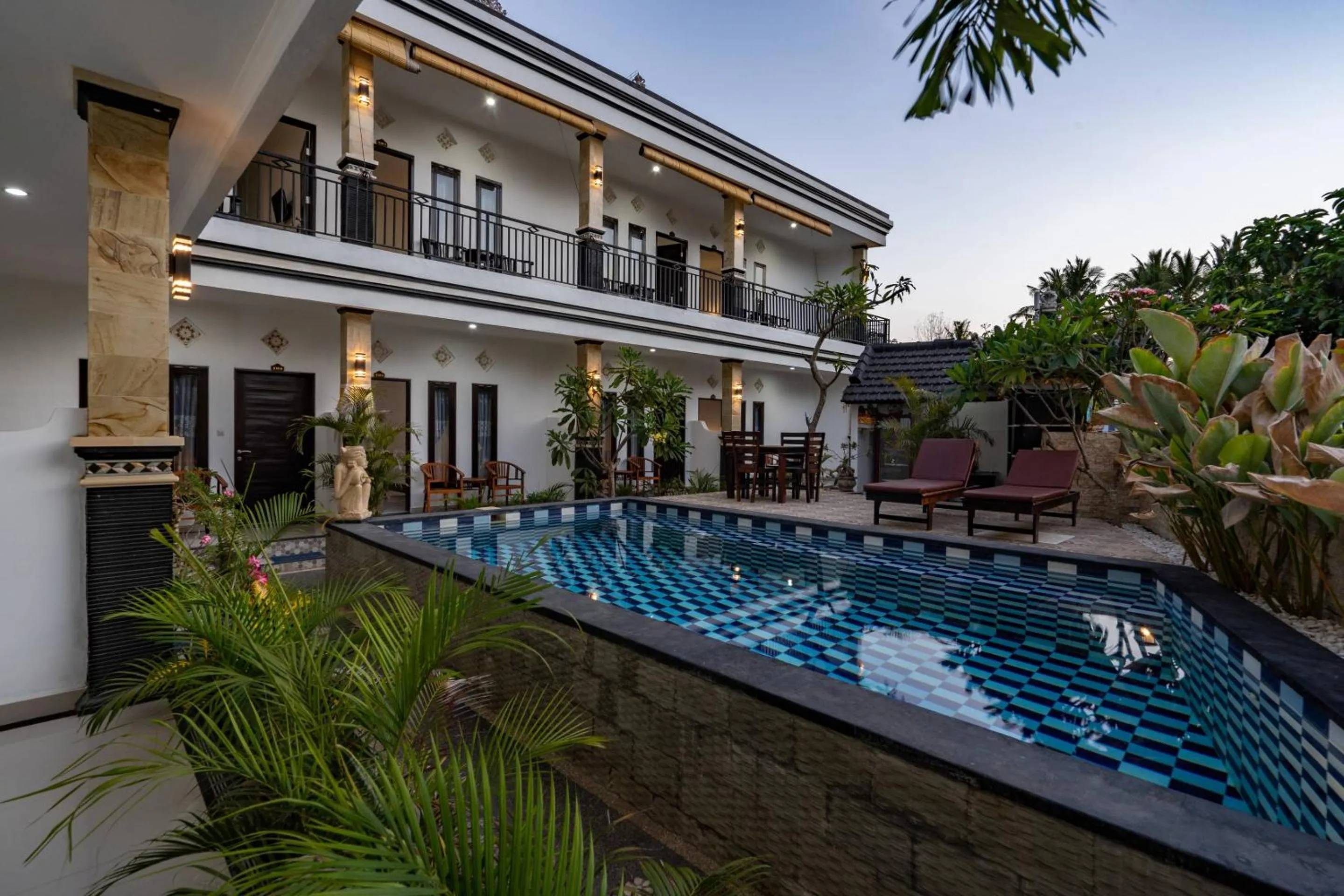 Property building in Nusa Sentana Lembongan Bali