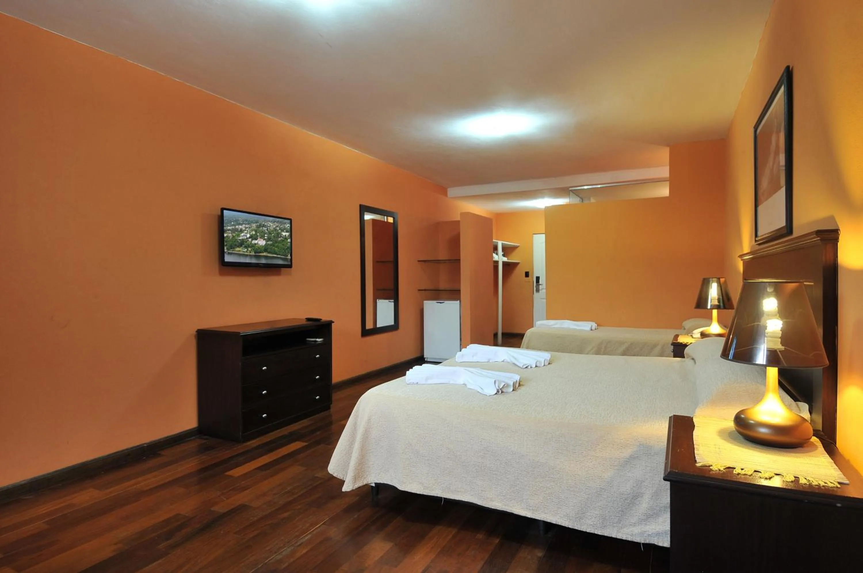 Bedroom, Bed in Hotel El Cid