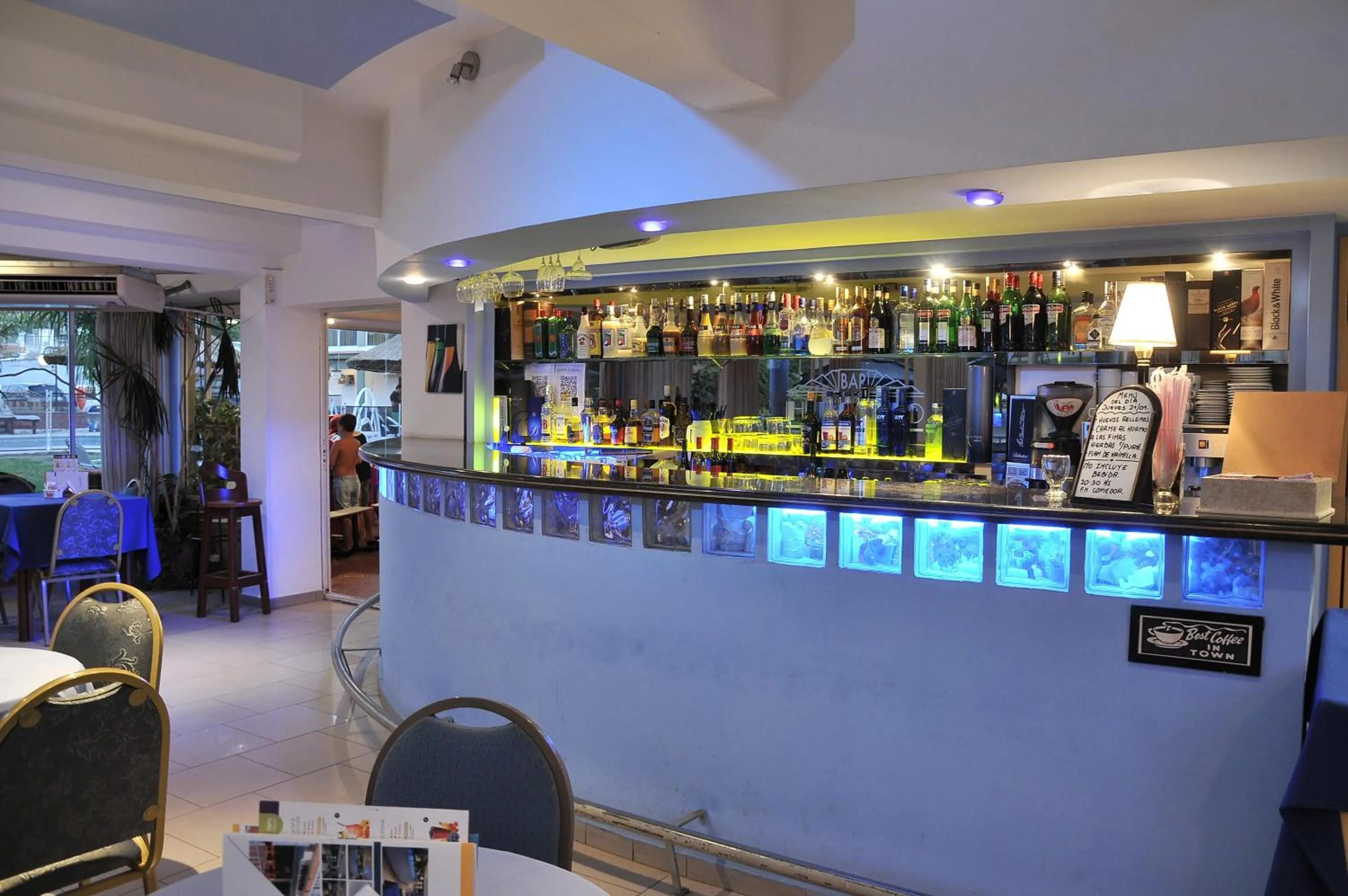 Lounge or bar in Hotel El Cid