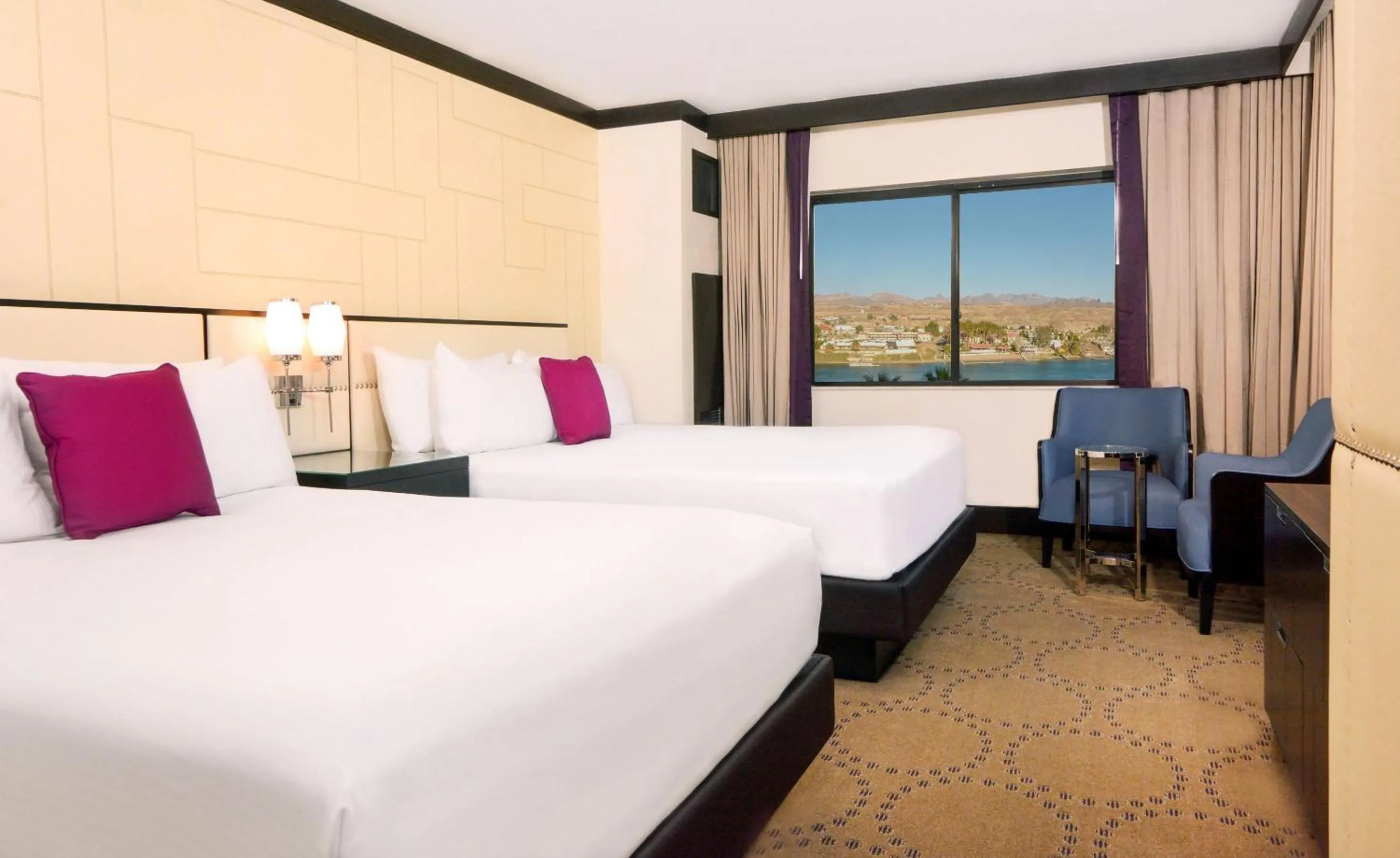 Bed in Harrah's Laughlin, A Caesars Destination