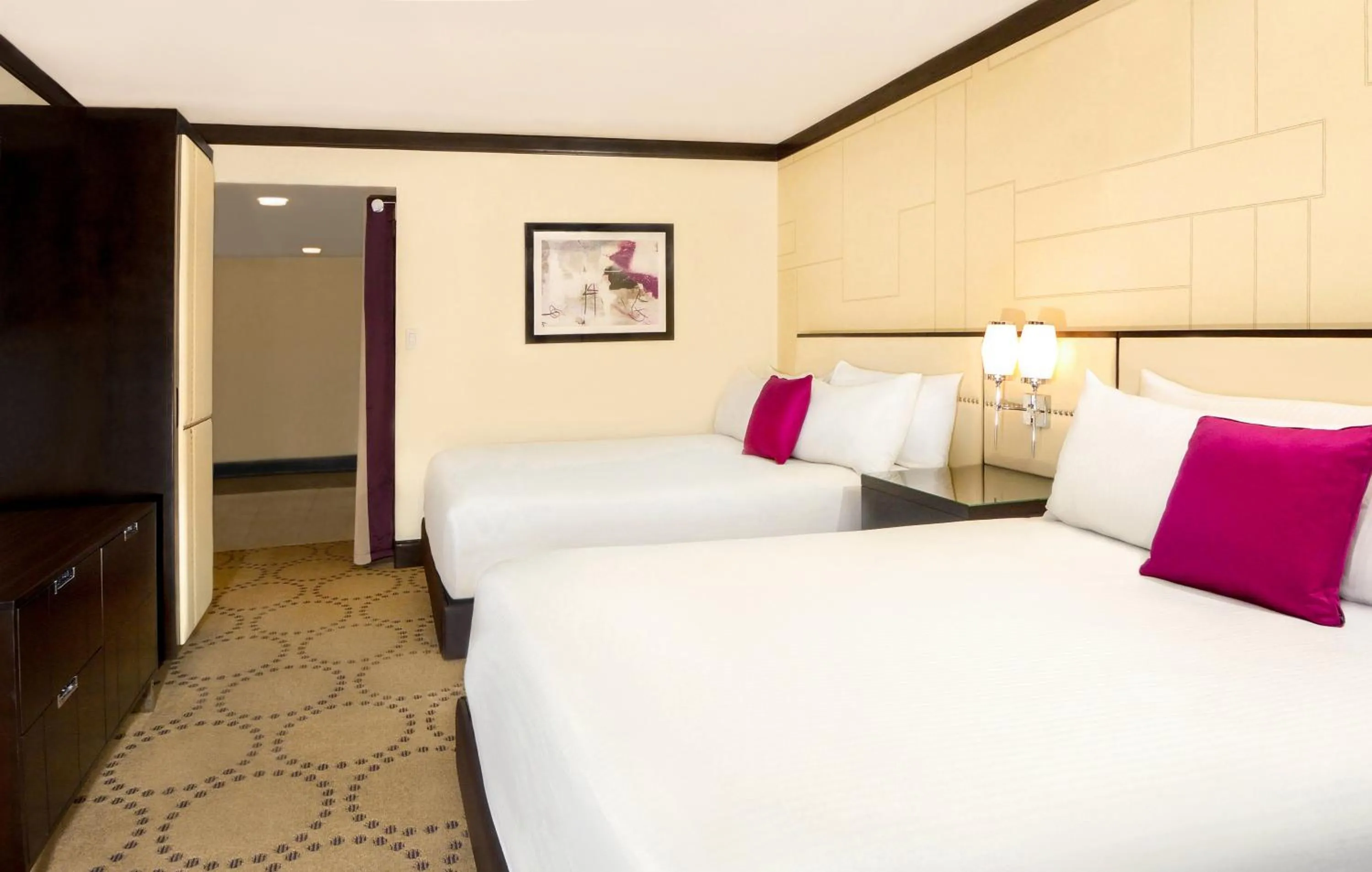 Bed in Harrah's Laughlin, A Caesars Destination