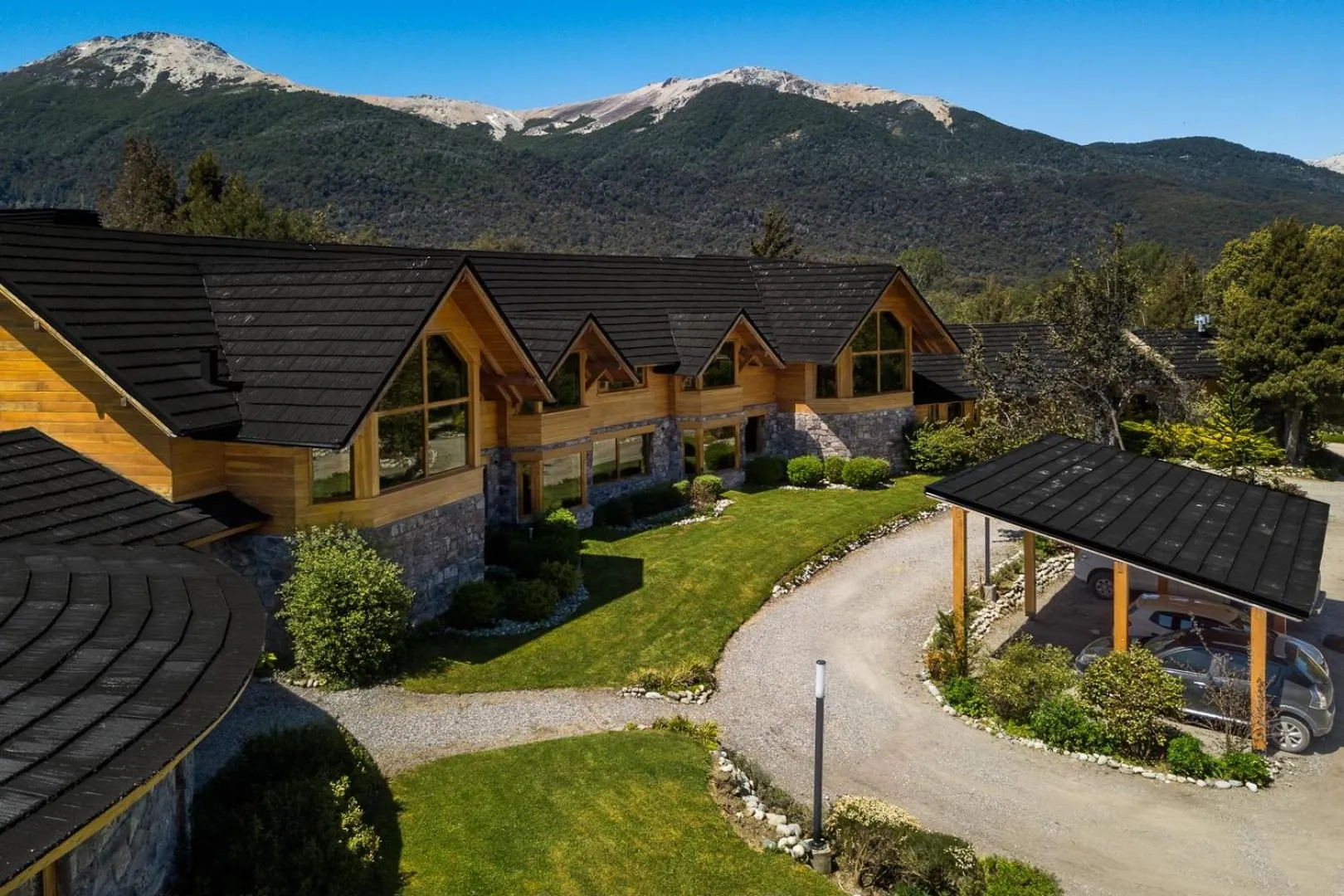 Facade/entrance in Antuquelen