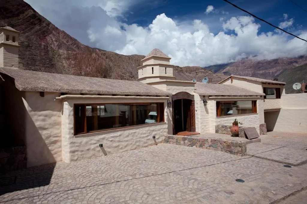 Facade/entrance in Hotel Marqués De Tojo