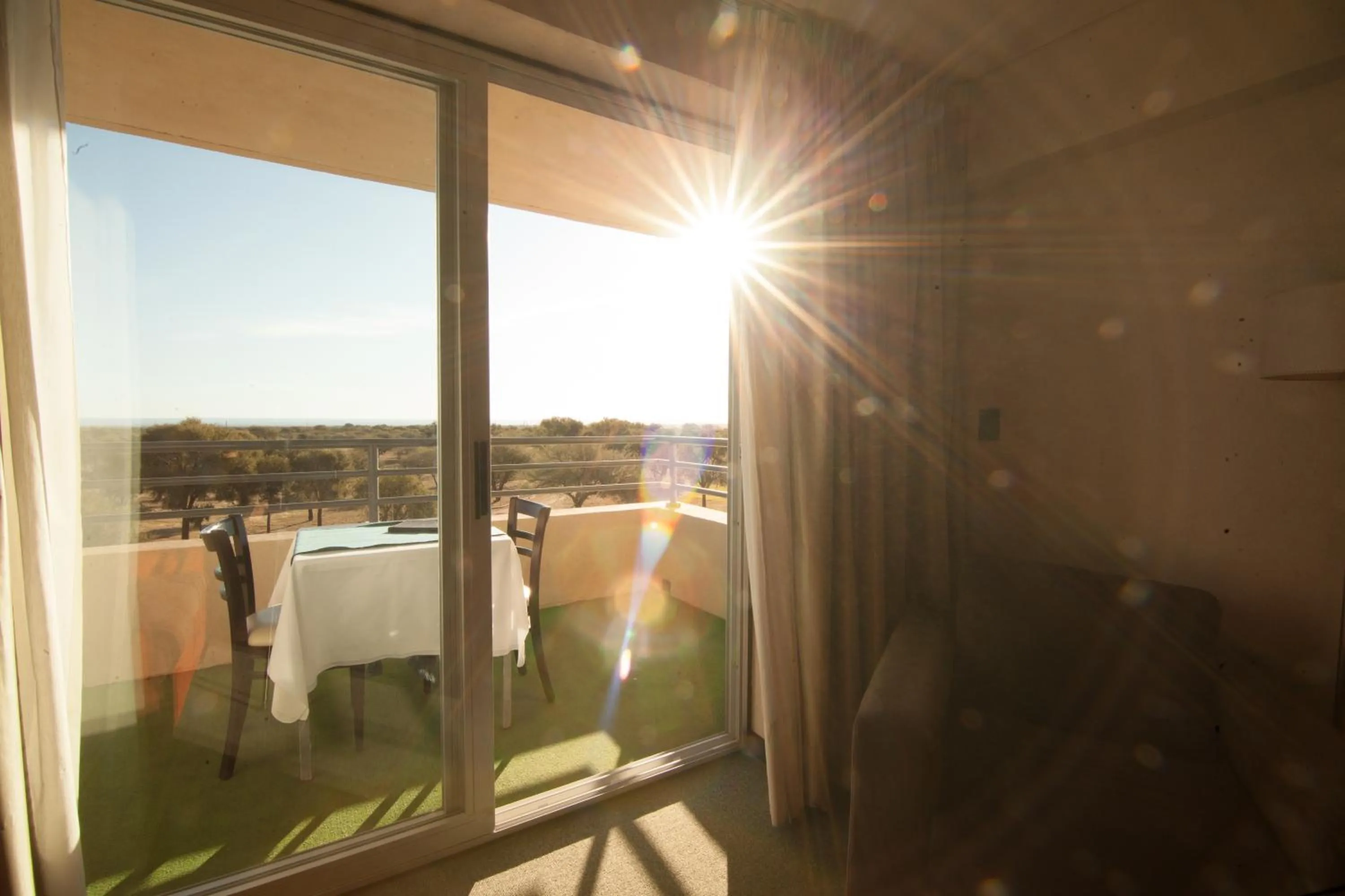 Restaurant/places to eat in Epic Hotel San Luis