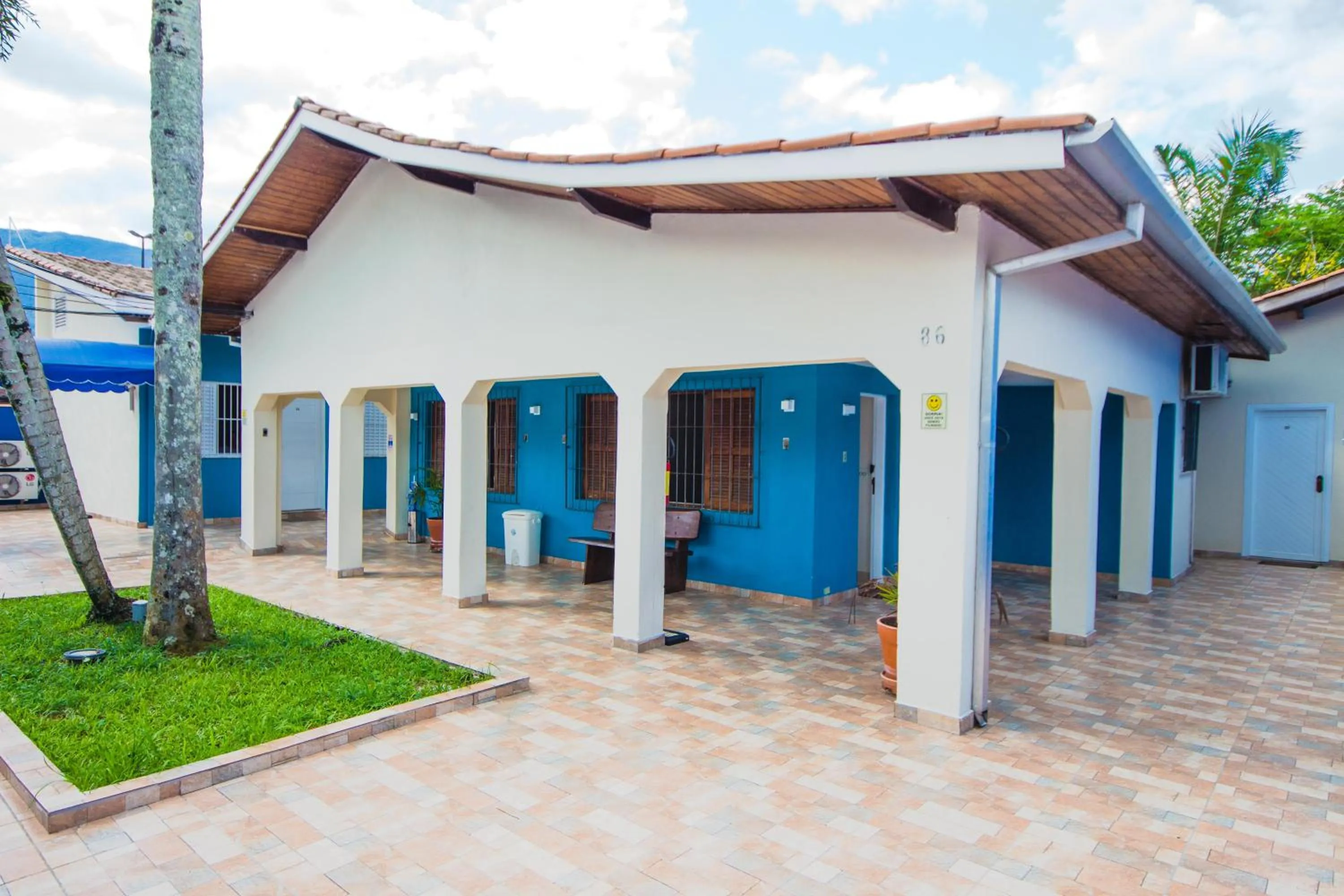 Property building in Hotel Pousada Vivendas do Sol e Mar