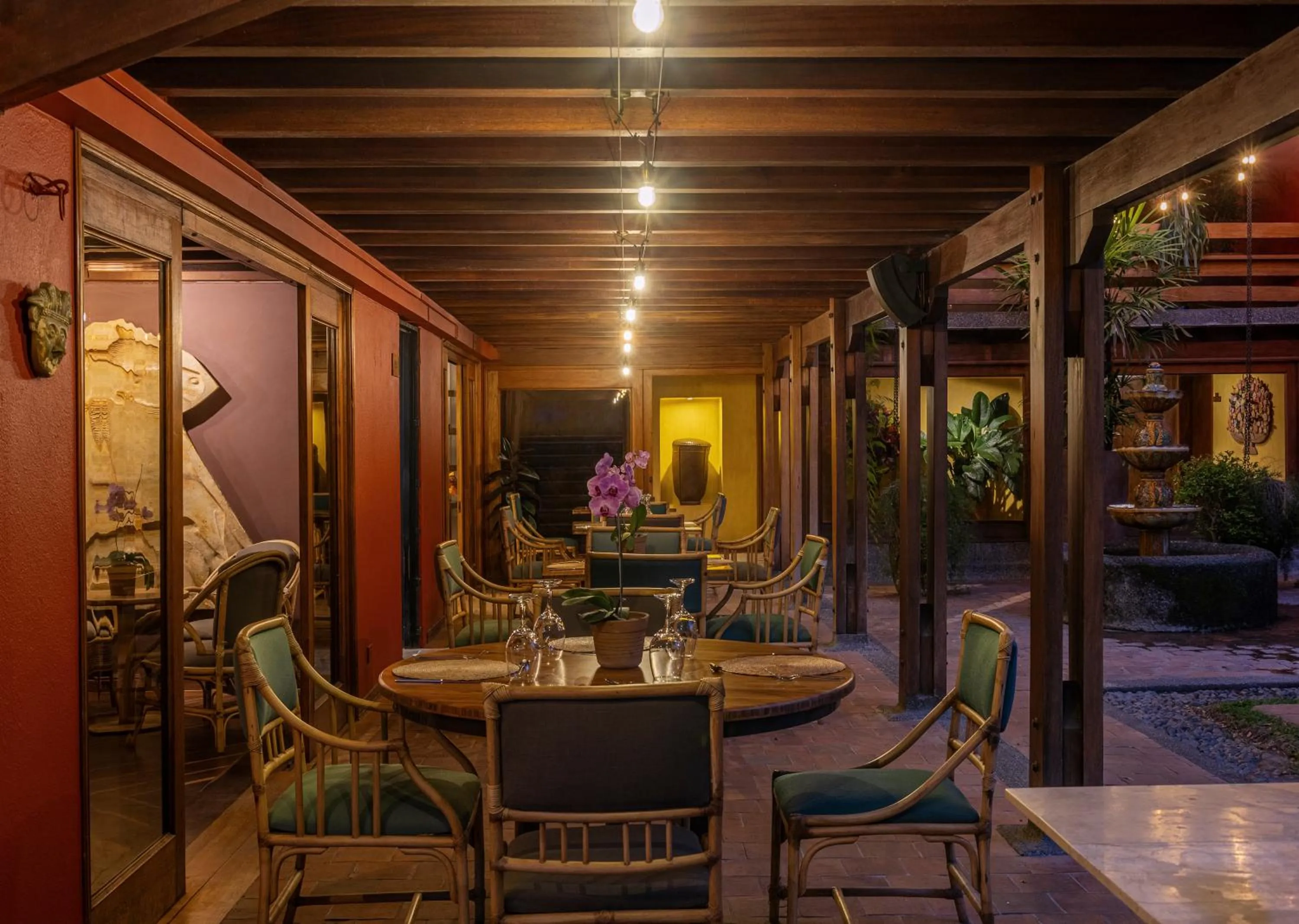 Restaurant/places to eat in Sazagua Hotel Boutique