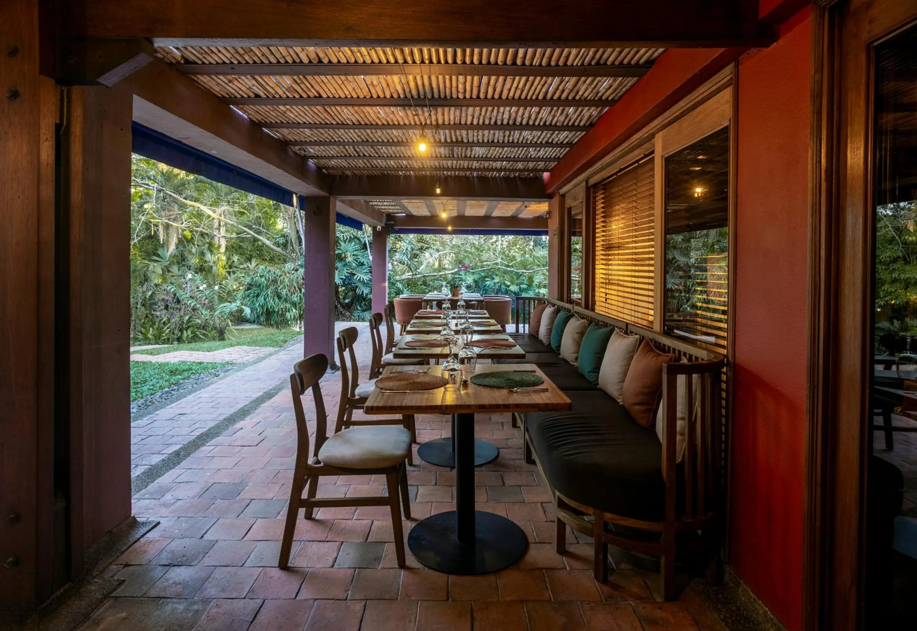 Restaurant/places to eat in Sazagua Hotel Boutique