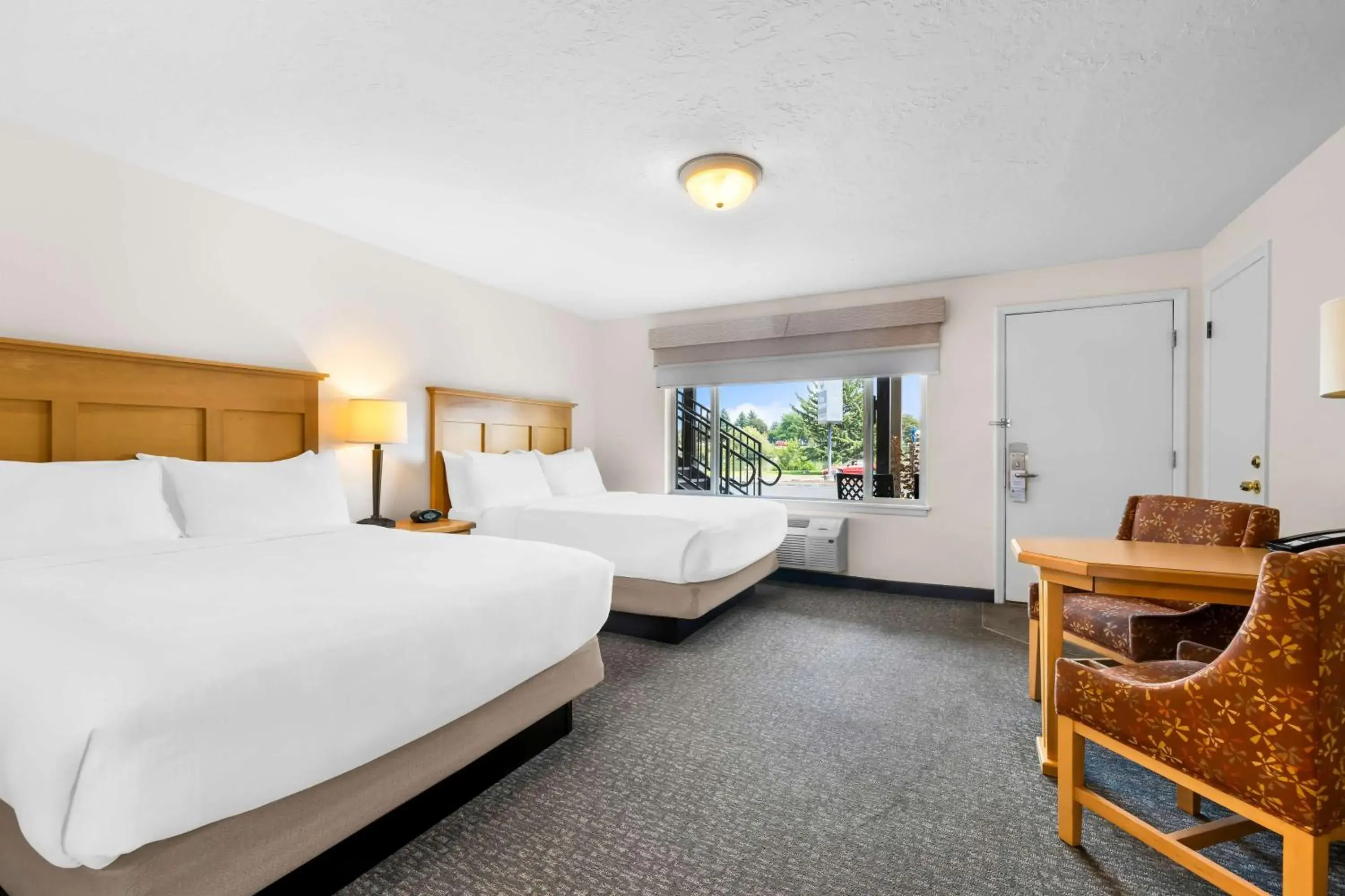 Queen Room with Two Queen Beds with River View - Non-smoking in Best Western Driftwood Inn Queen Room with Two Queen Beds with River View - Non-smoking in Best Western Driftwood Inn