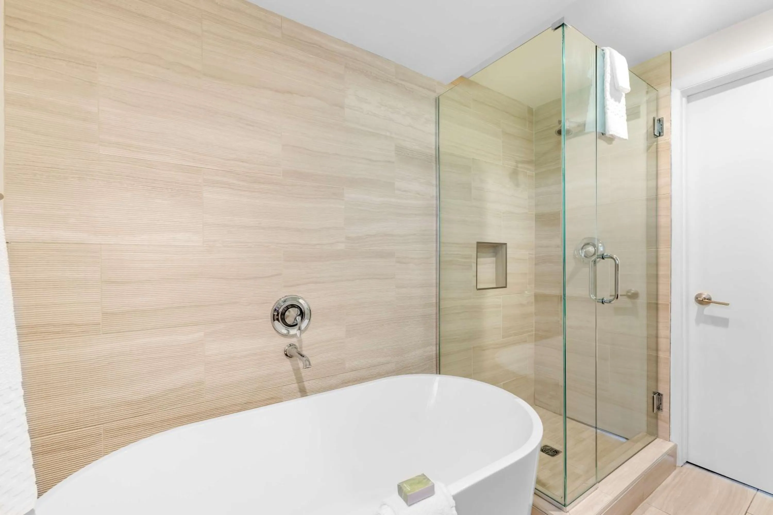 Bathroom in Best Western Driftwood Inn