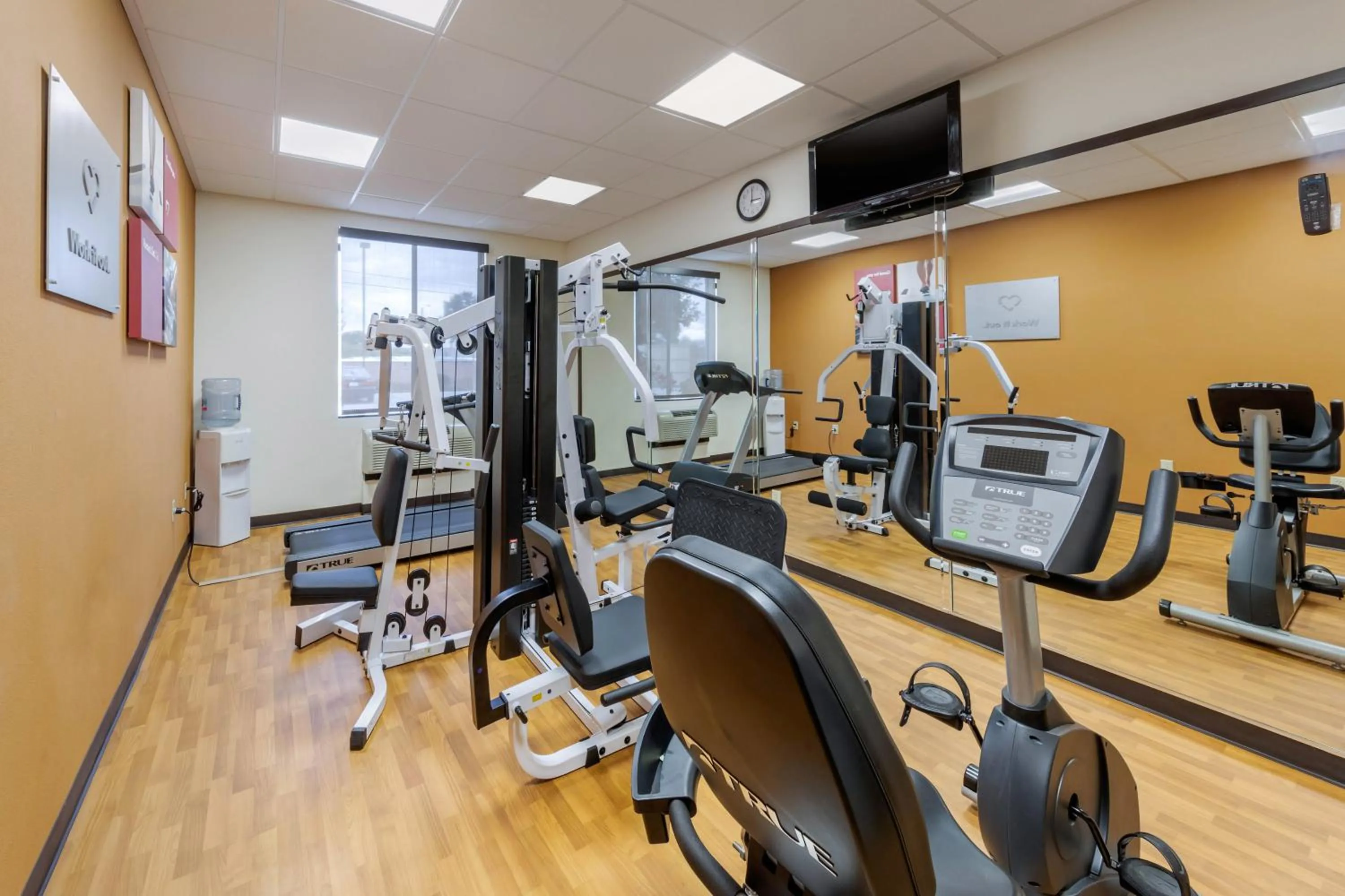 Fitness centre/facilities in Comfort Suites Near City of Industry - Los Angeles