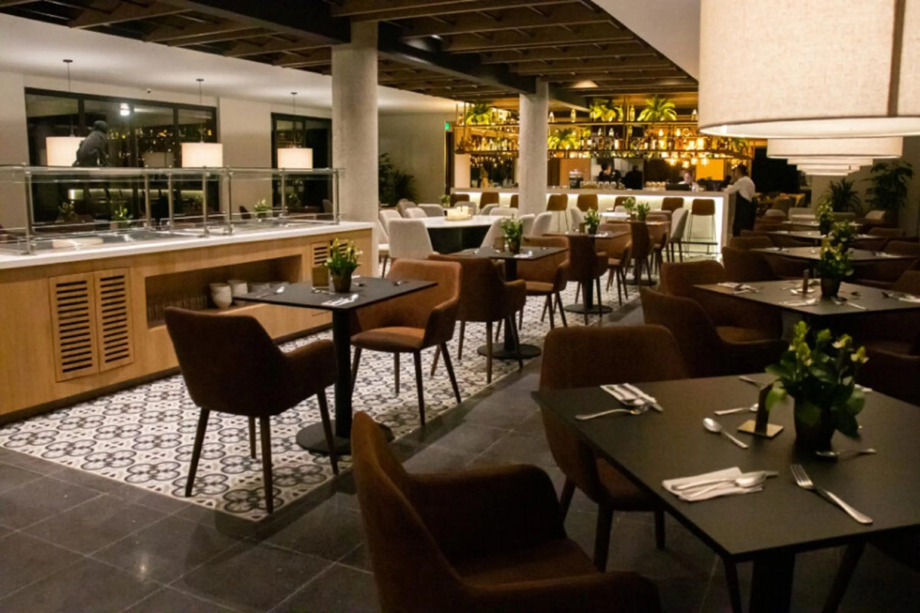 Restaurant/places to eat in Estelar Recinto Del Pensamiento Hotel Y Centro De Convenciones
