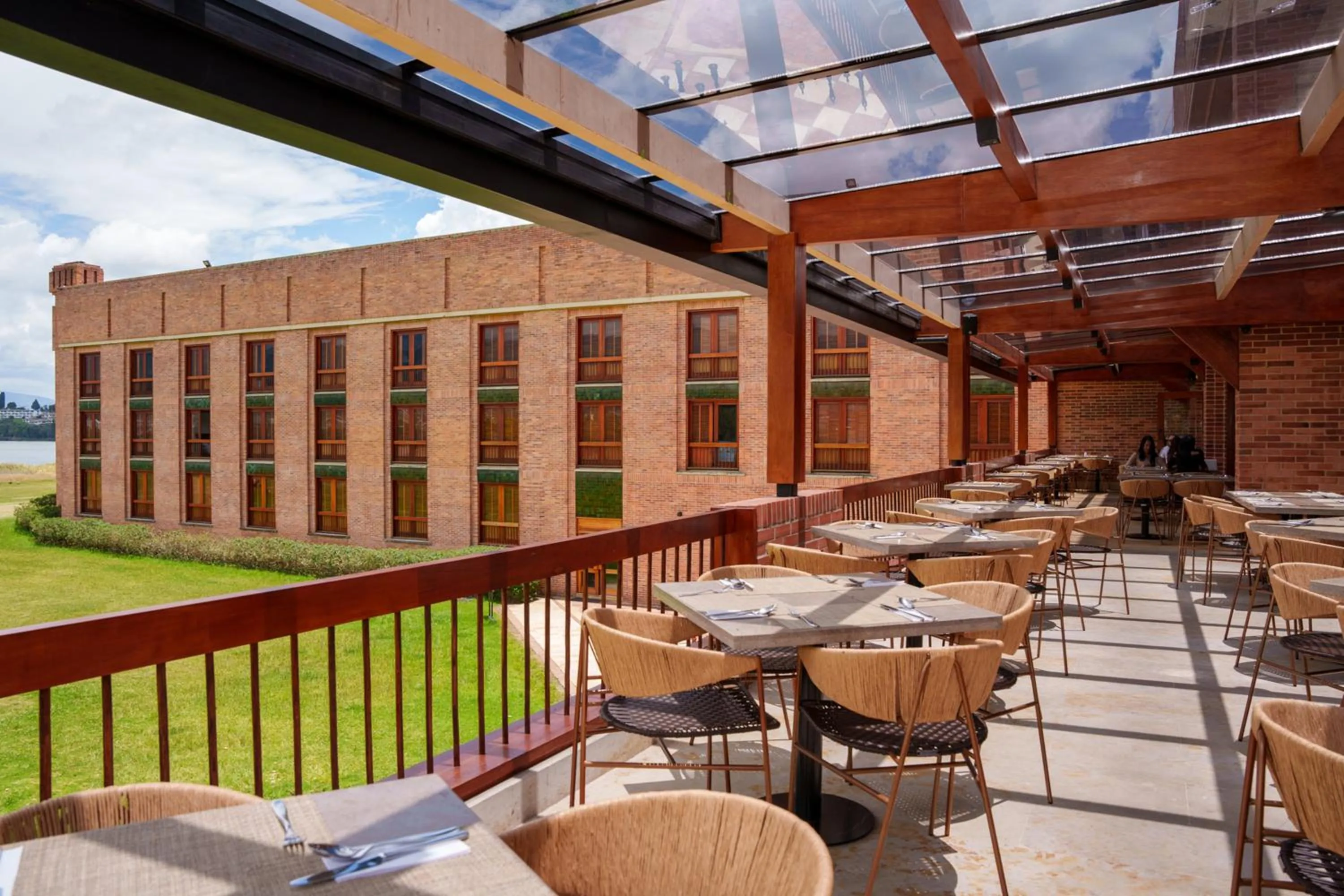 Restaurant/places to eat in Estelar Paipa Hotel Spa & Y Centro De Convenciones