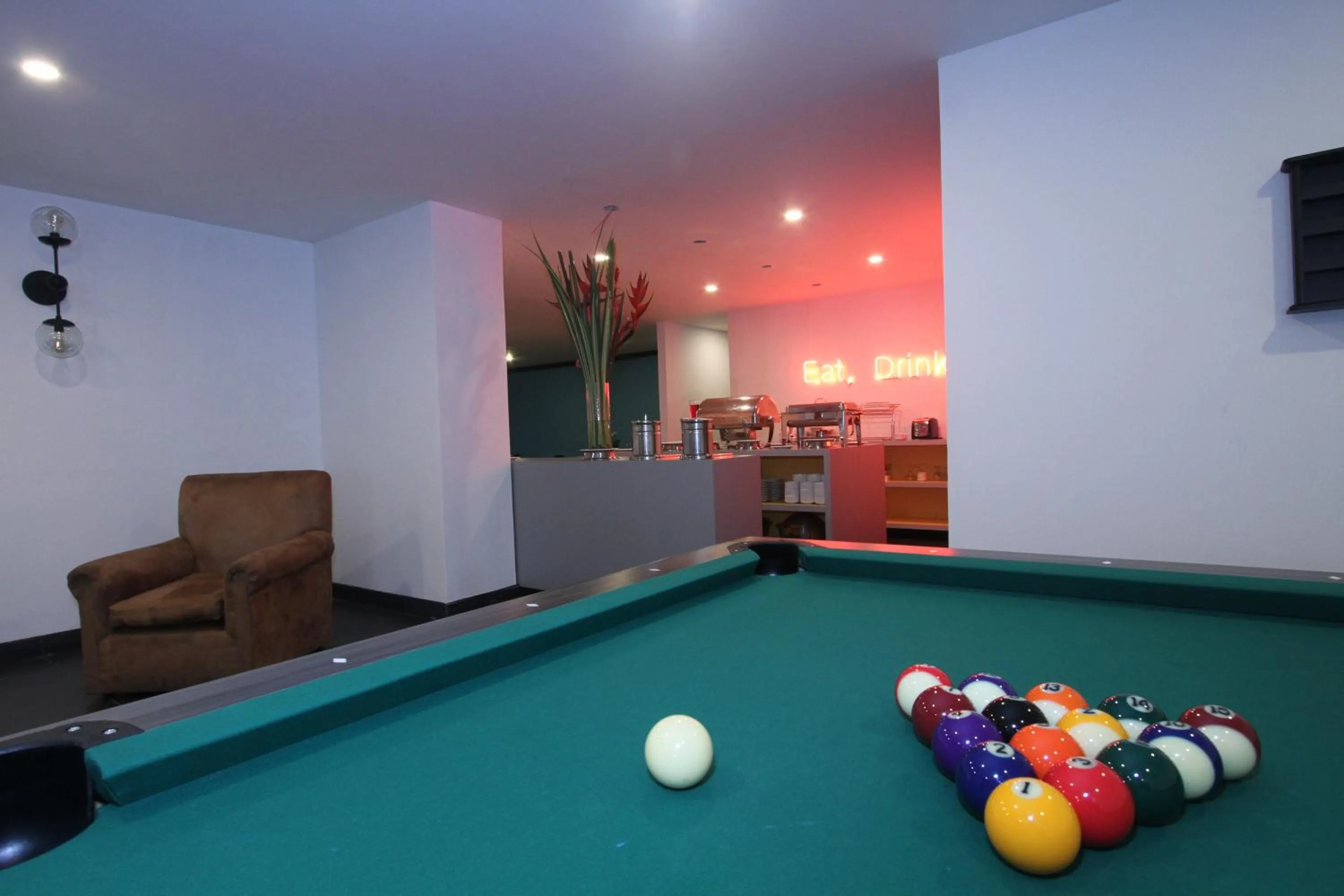 Billiard in Pop Art Hotel Las Colinas Manizales