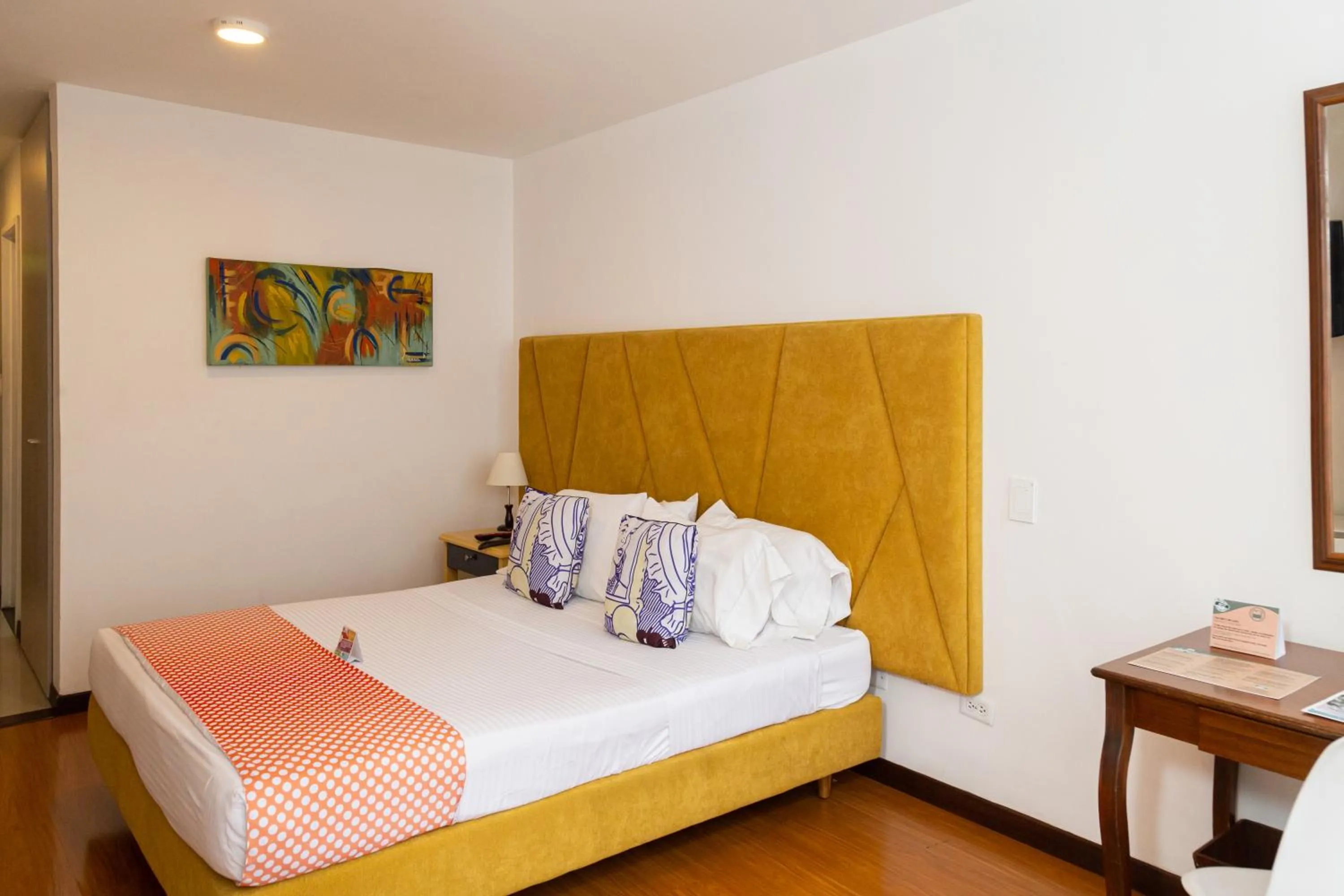 Bedroom, Bed in Pop Art Hotel Las Colinas Manizales